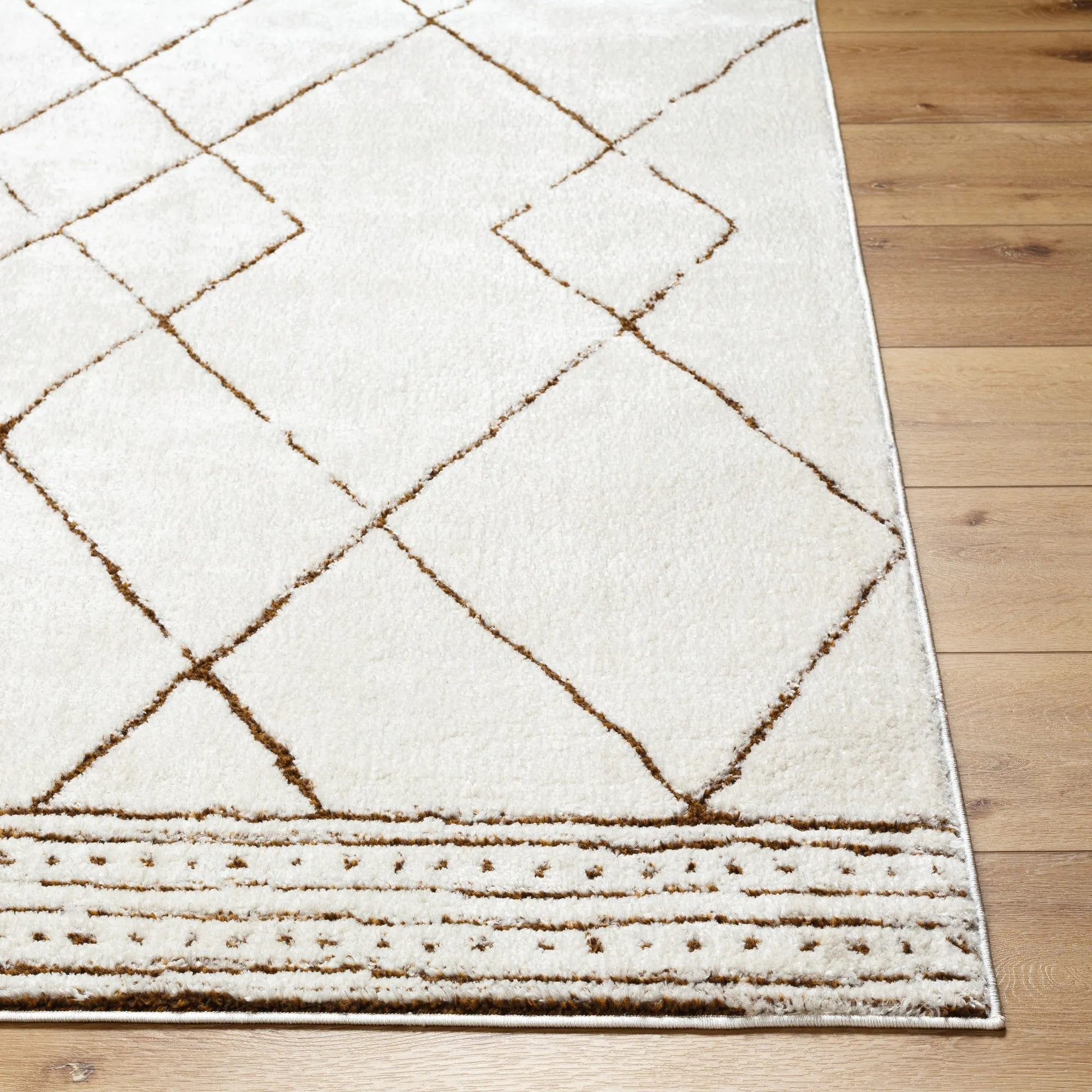 Livabliss Freud Moroccan Diamond Area Rug