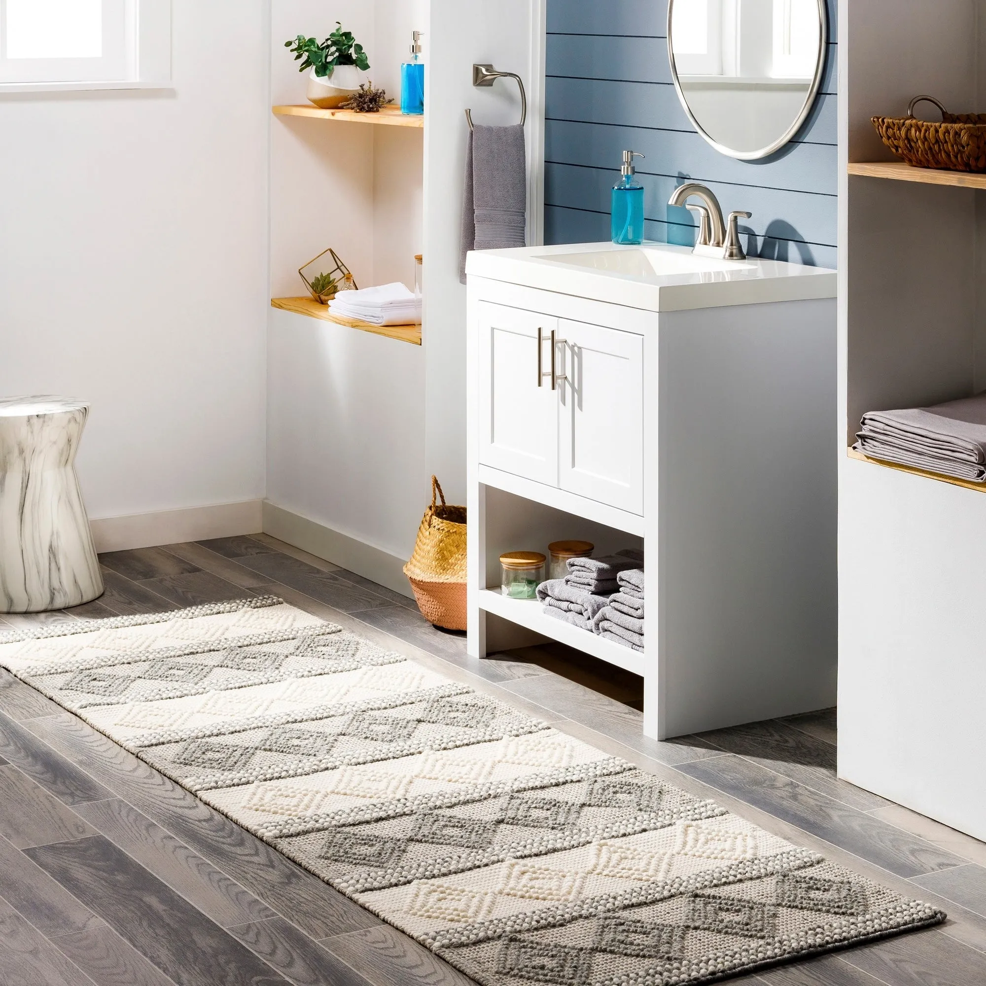 Livabliss Freya Handmade Modern Rustic Area Rug