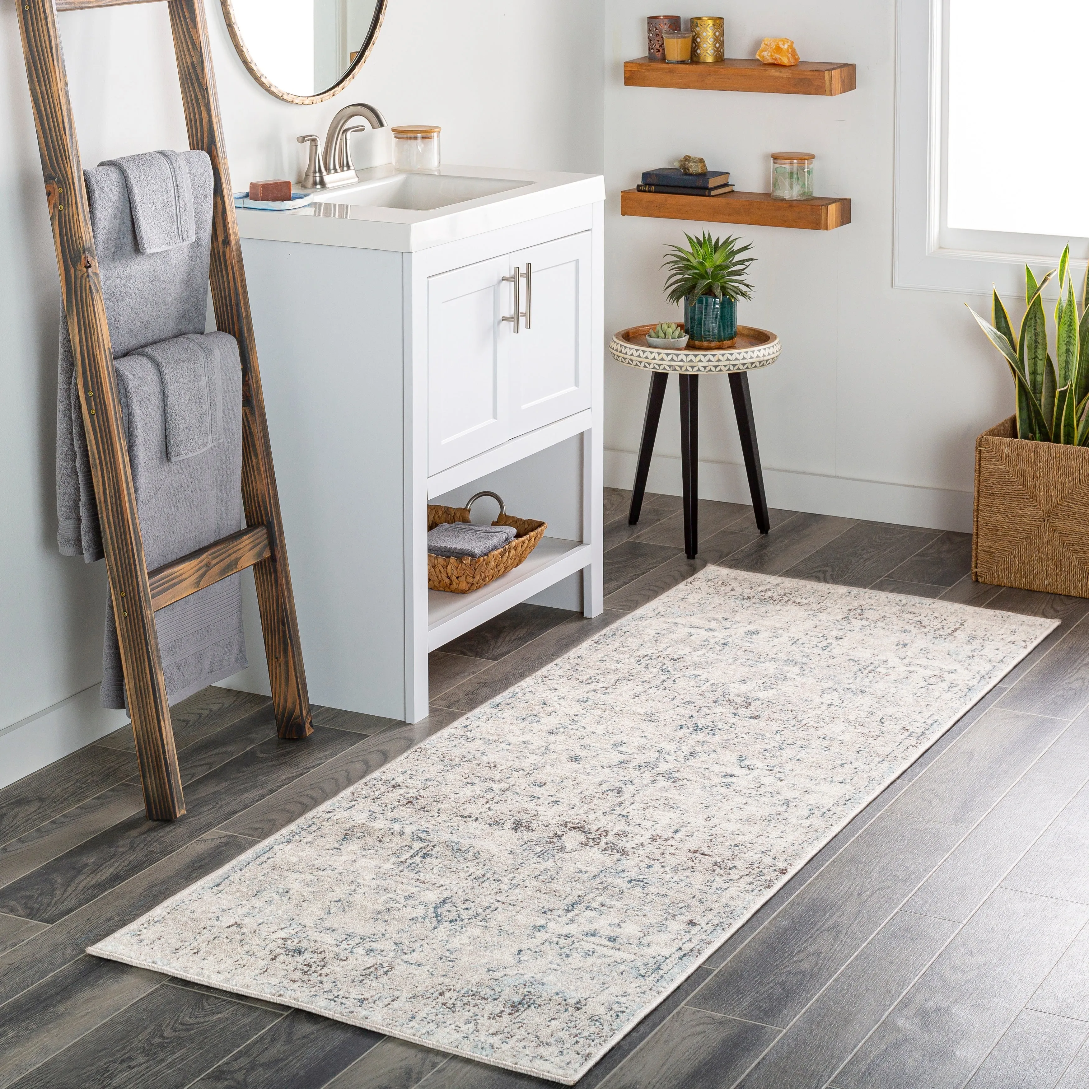 Livabliss Gabi Faded Traditional Medallion Area Rug