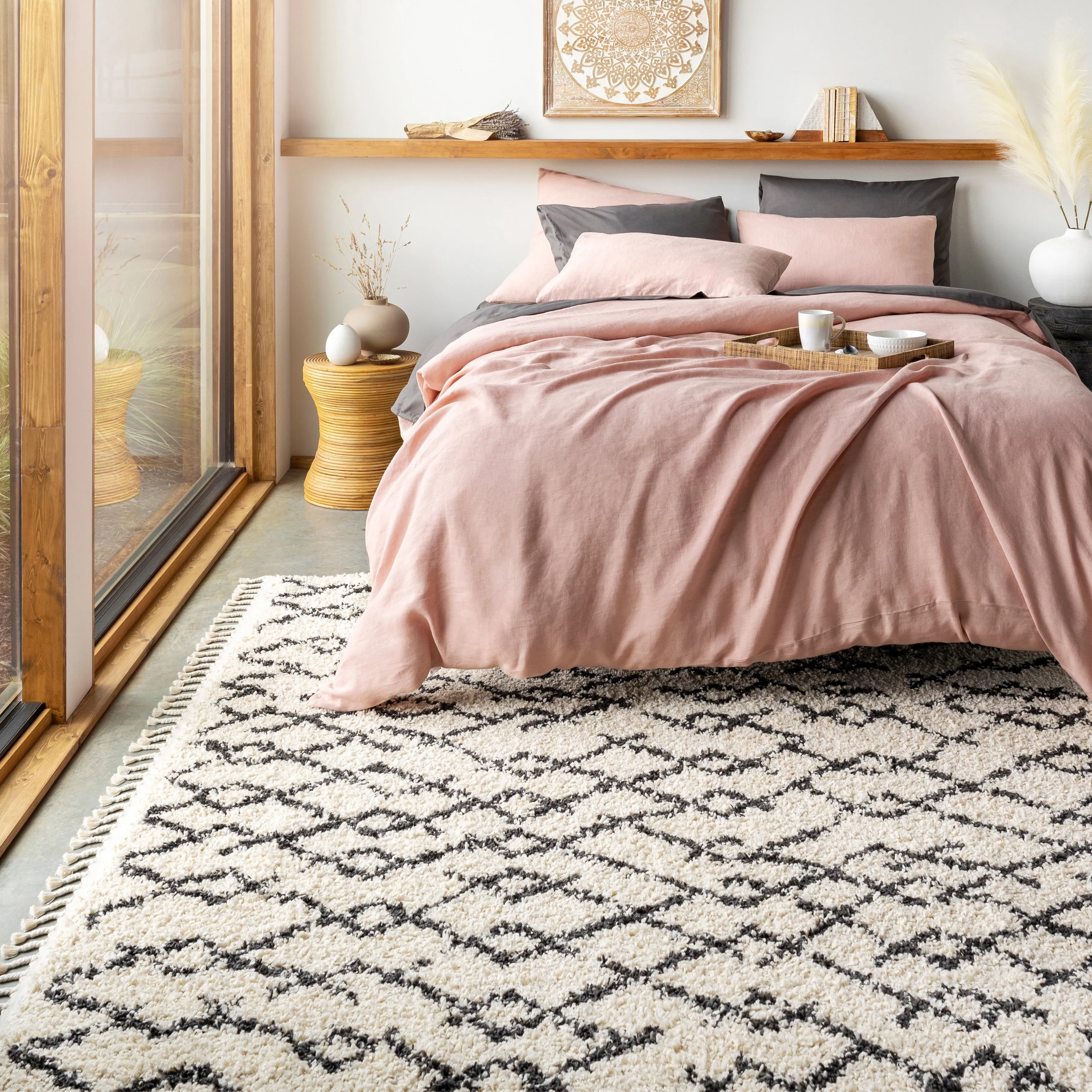 Livabliss Hammond Bohemian Shag Area Rug