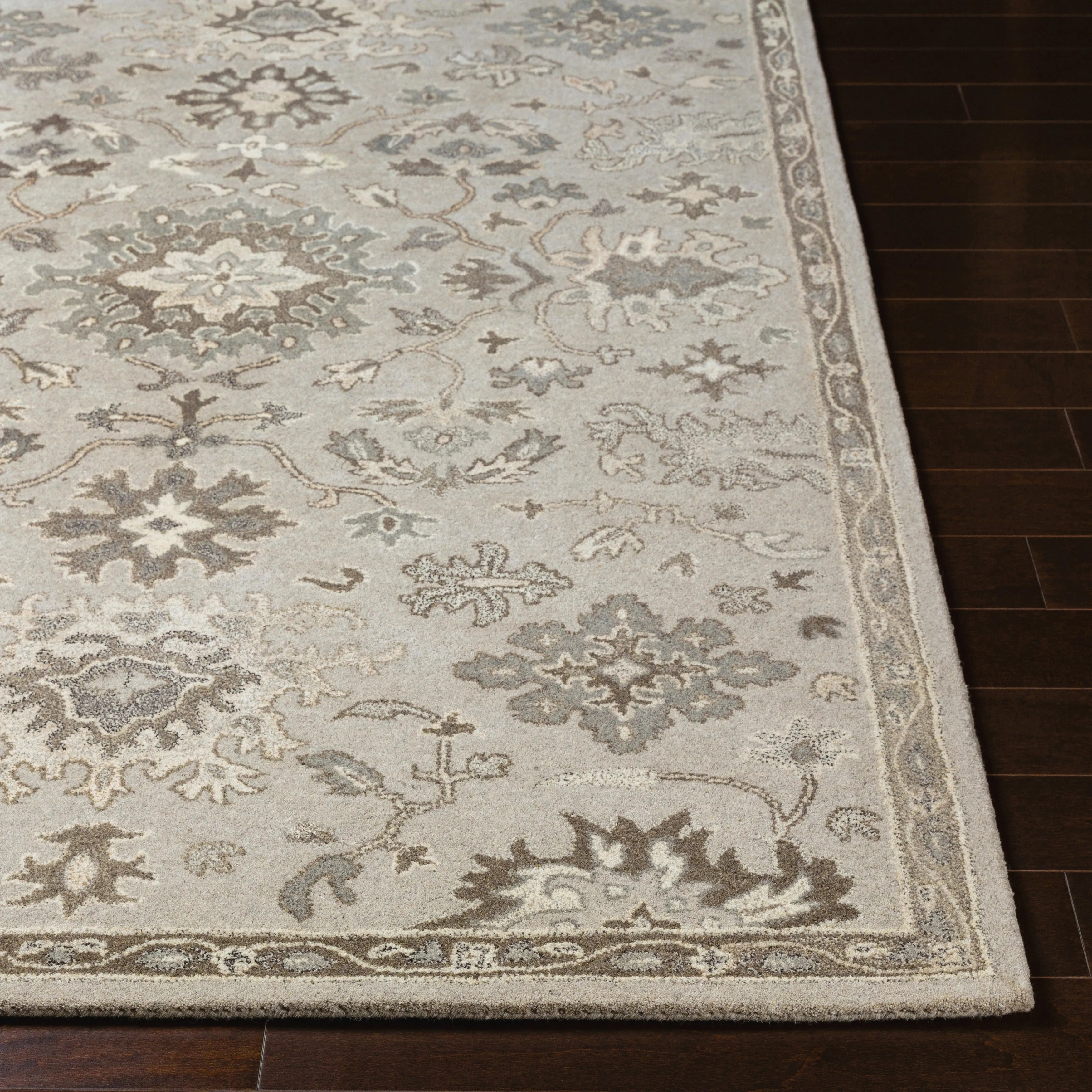 Livabliss Handmade Gennaro Traditional Wool Area Rug