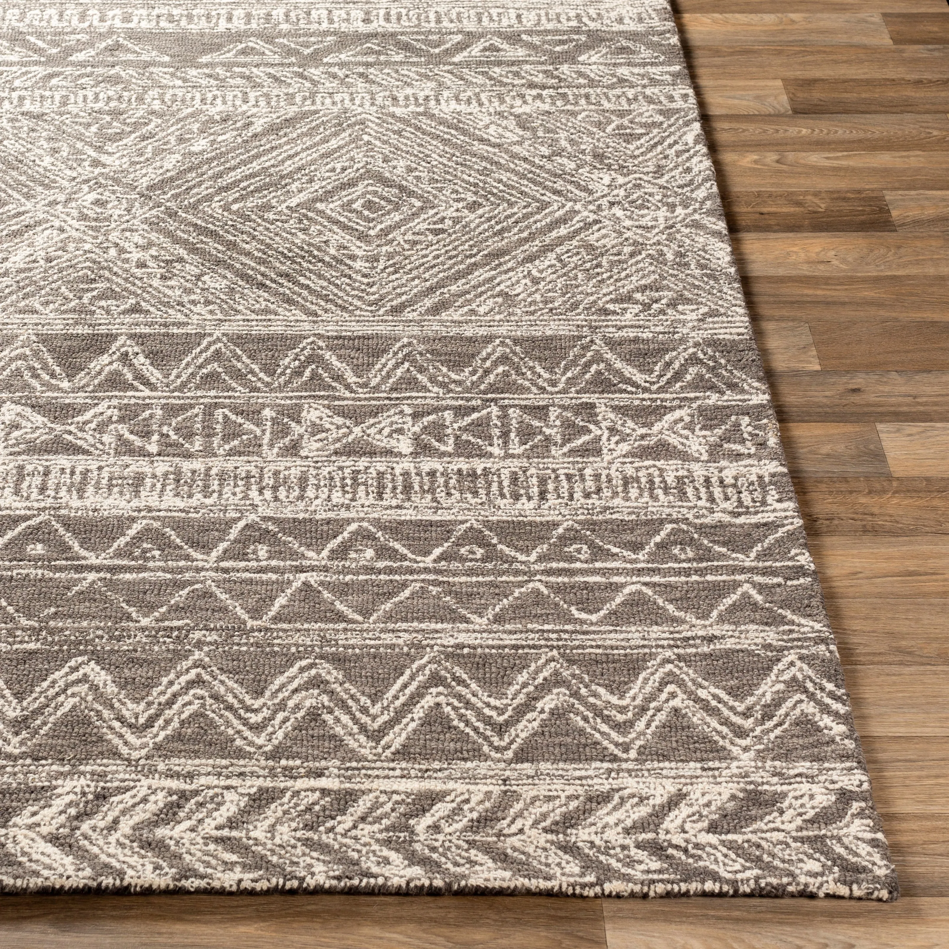 Livabliss Harold Handmade Global Geometric Area Rug