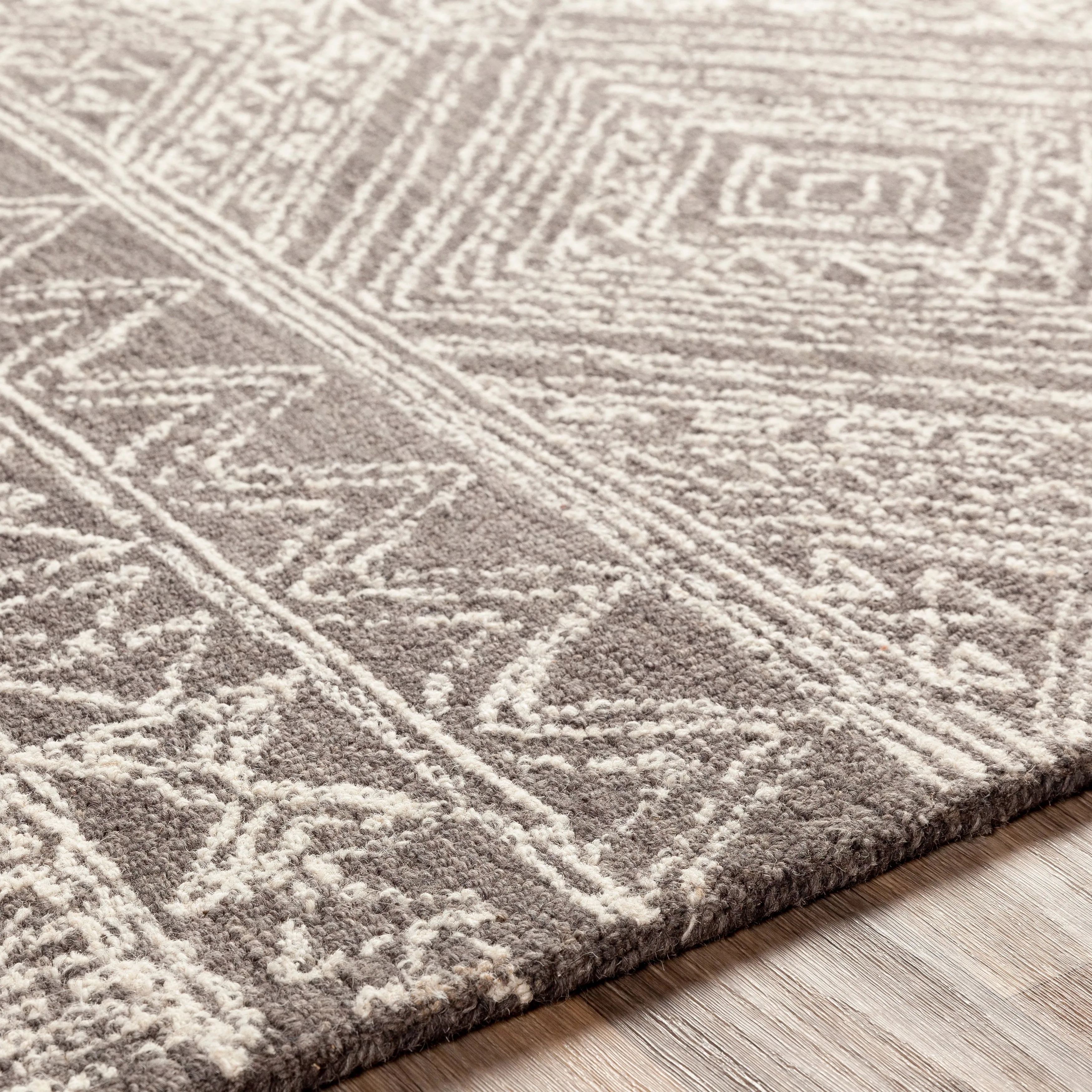 Livabliss Harold Handmade Global Geometric Area Rug