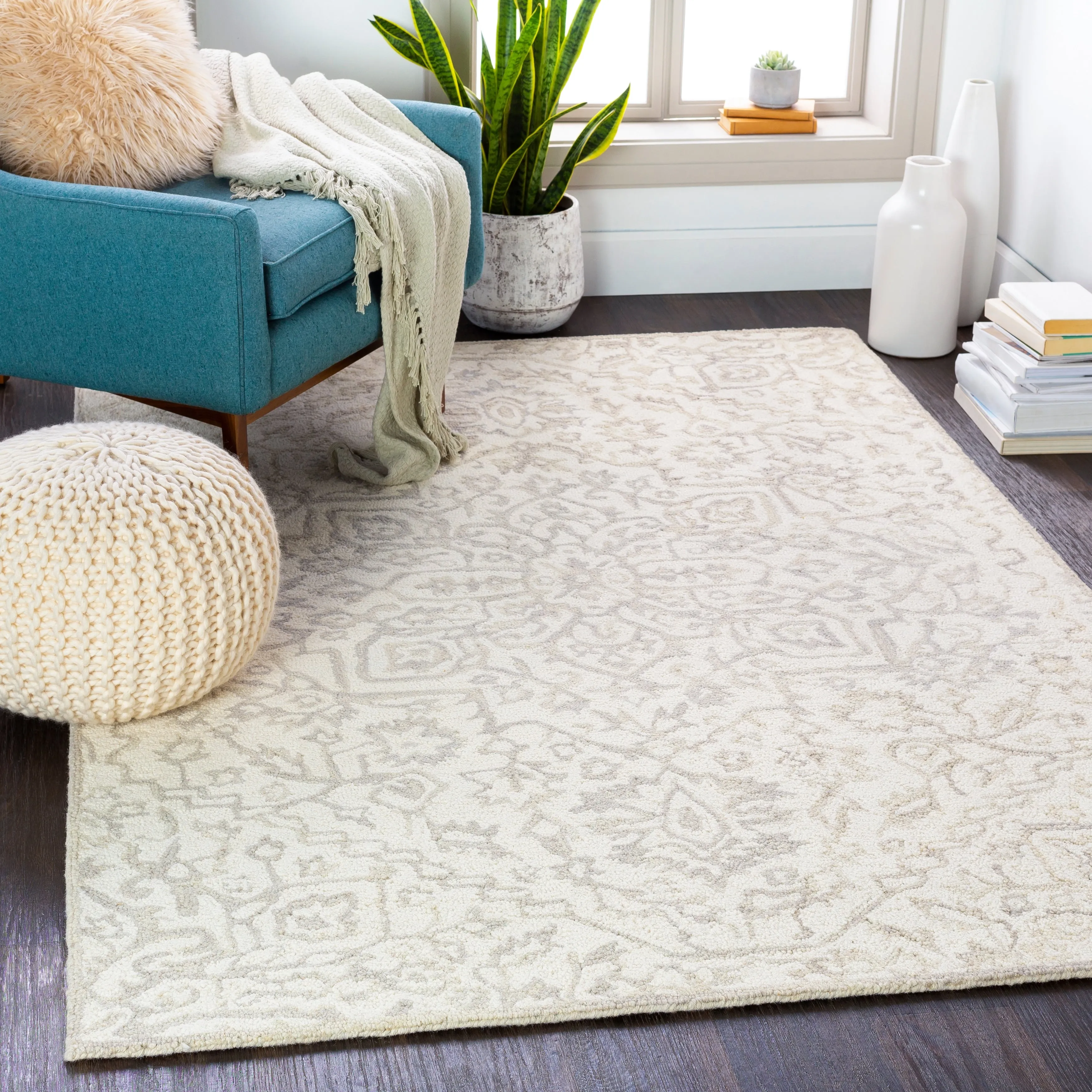 Livabliss Hensley Handmade Medallion Wool Area Rug