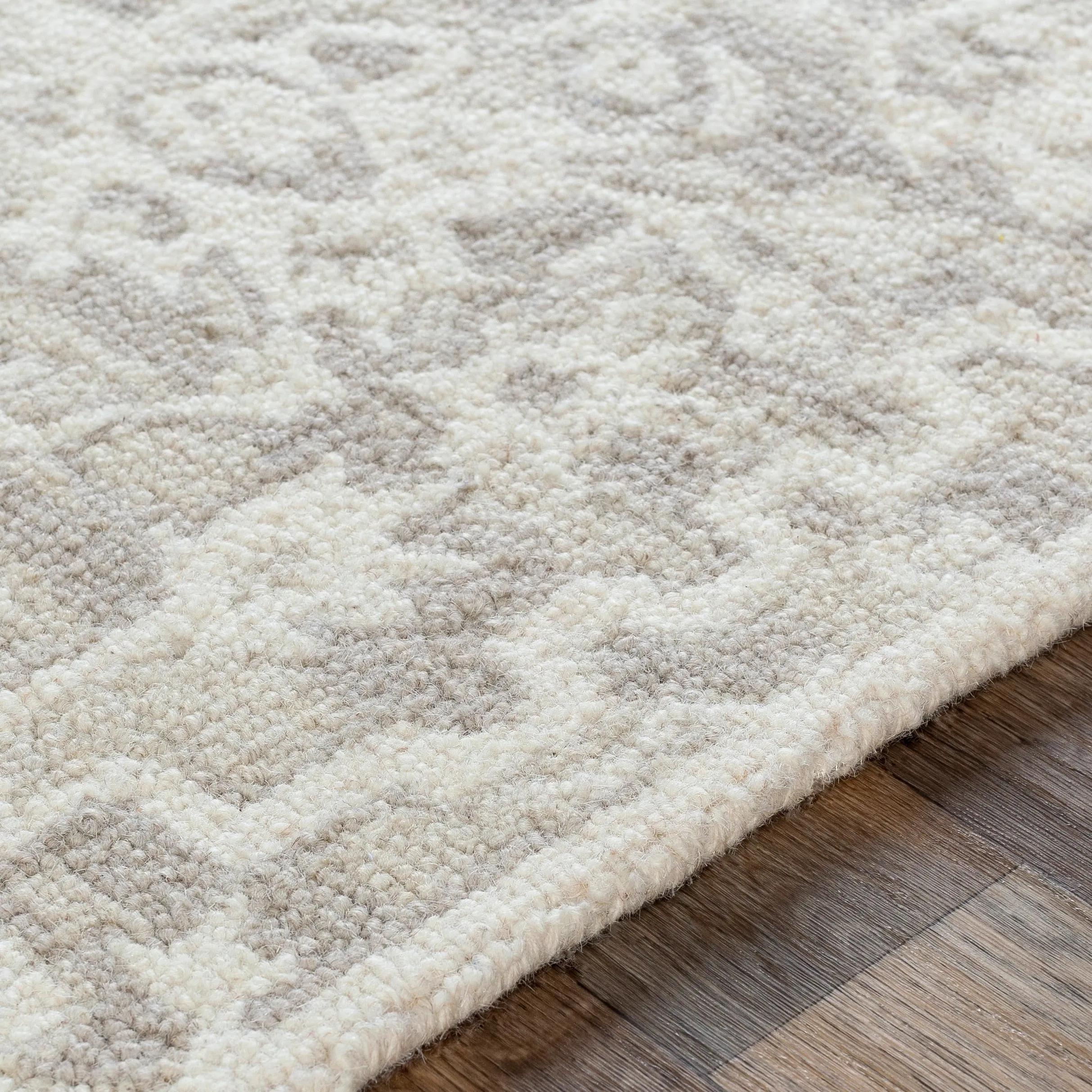 Livabliss Hensley Handmade Medallion Wool Area Rug