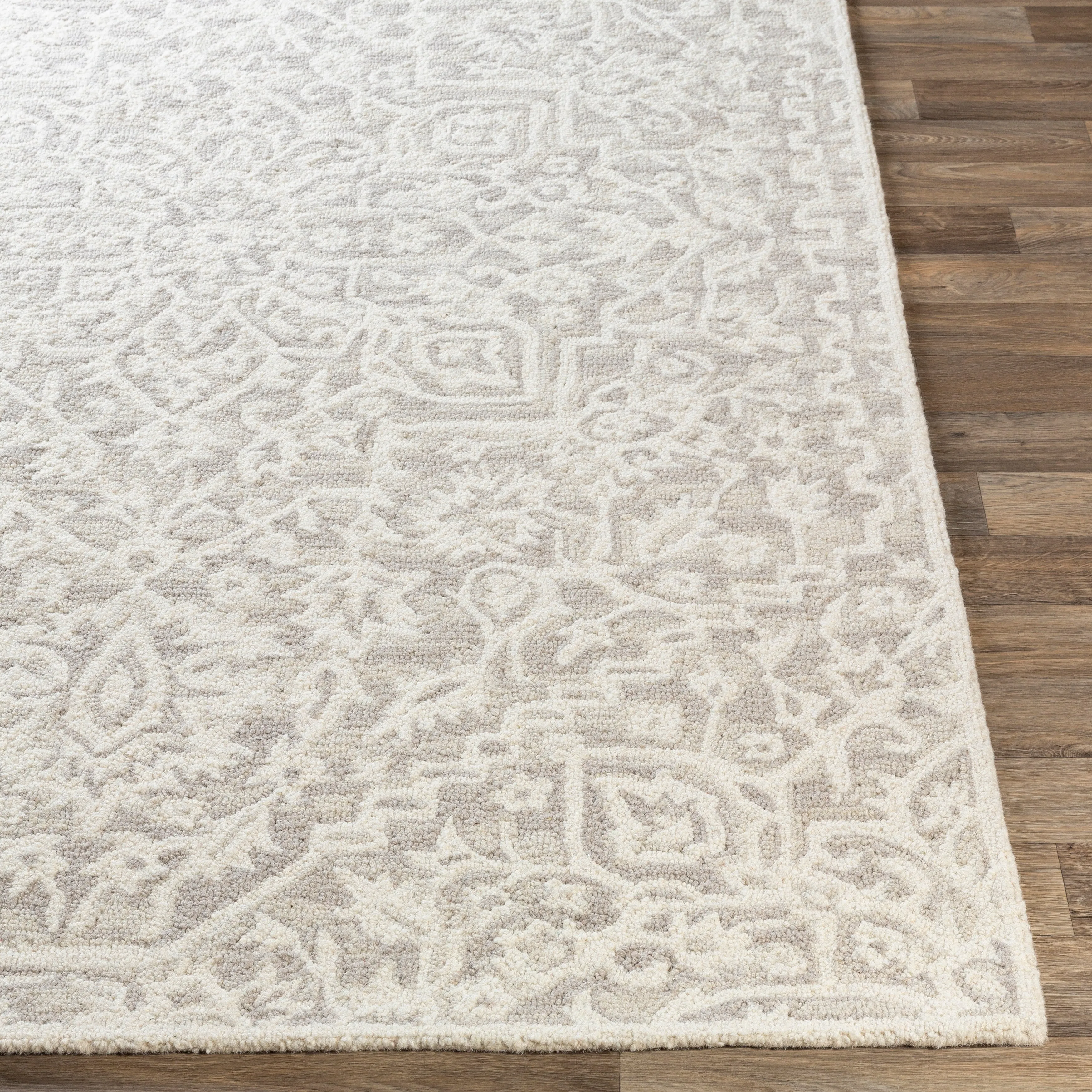 Livabliss Hensley Handmade Medallion Wool Area Rug
