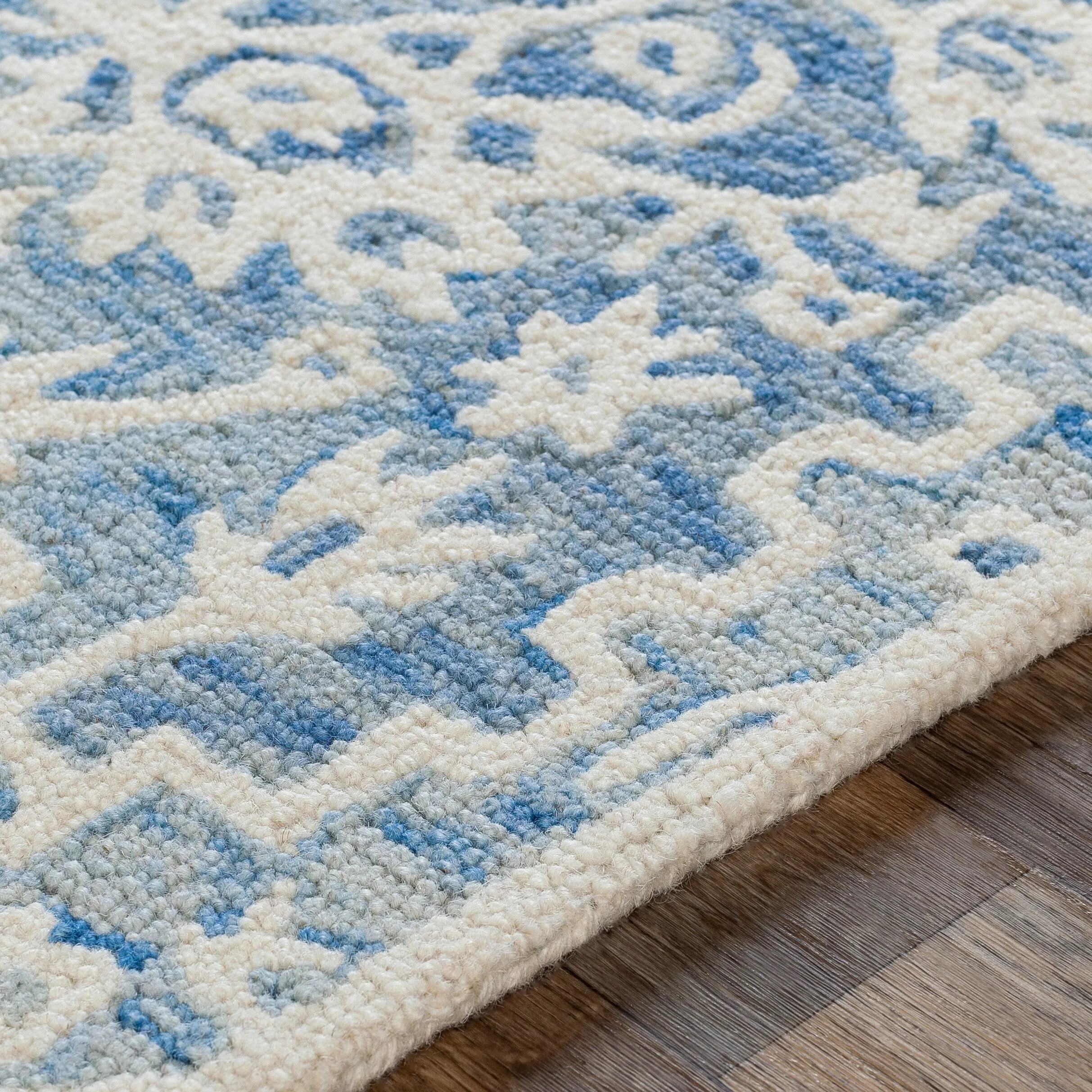 Livabliss Hensley Handmade Medallion Wool Area Rug