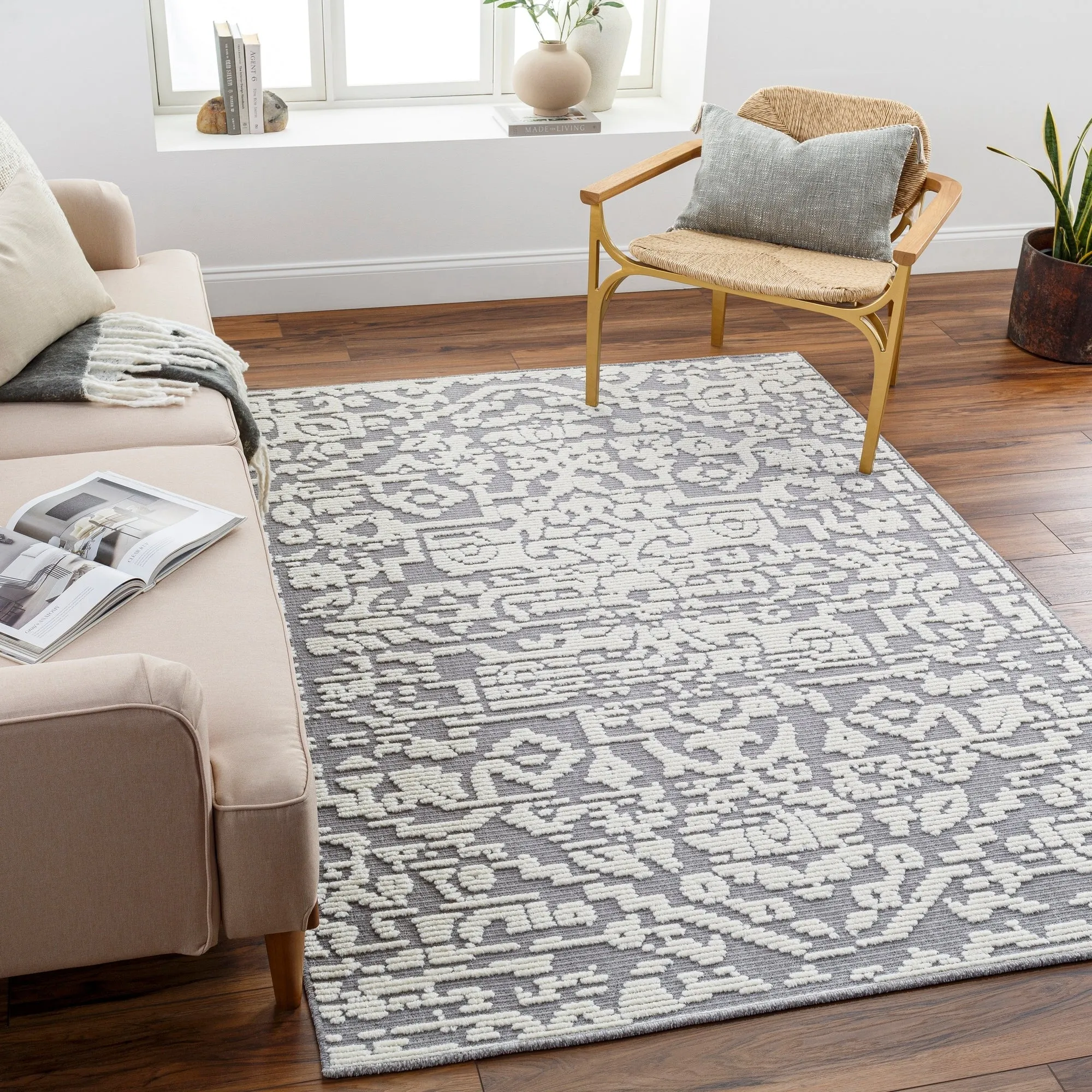 Livabliss Jenkins Traditional Machine Washable Area Rug