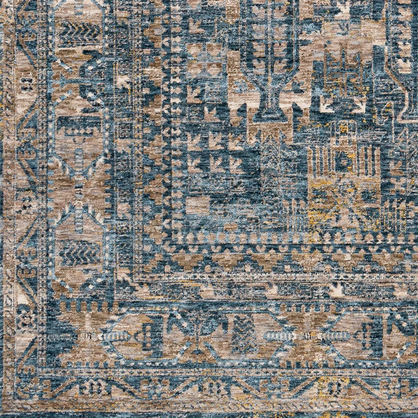 Livabliss Mirai Traditional Area Rug