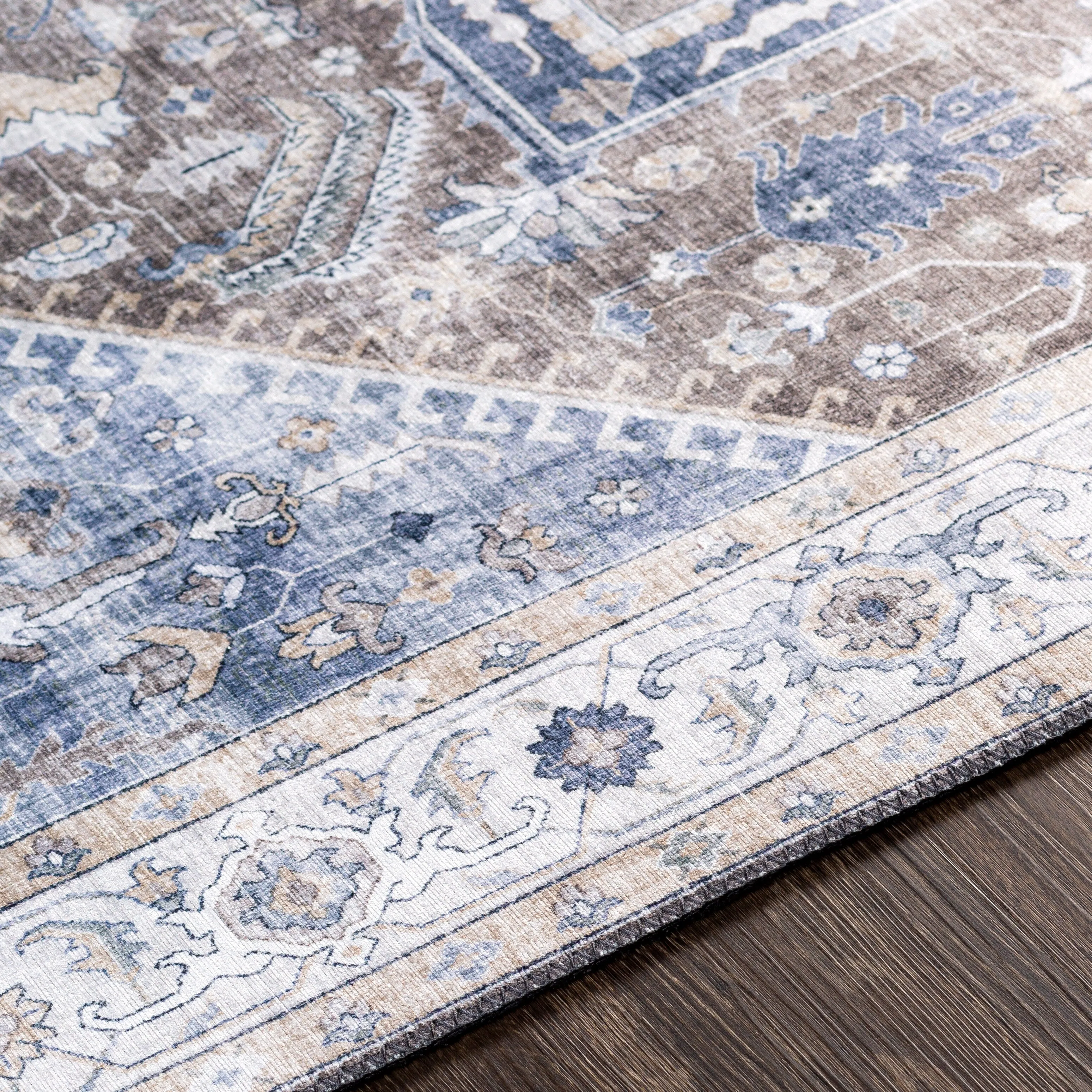 Livabliss Mitika Vintage Medallion Area Rug