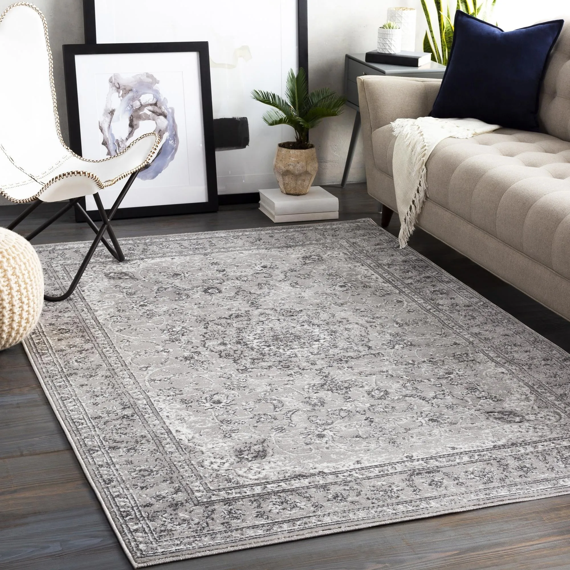 Livabliss Monte Carlo Updated Traditional Medallion Area Rug