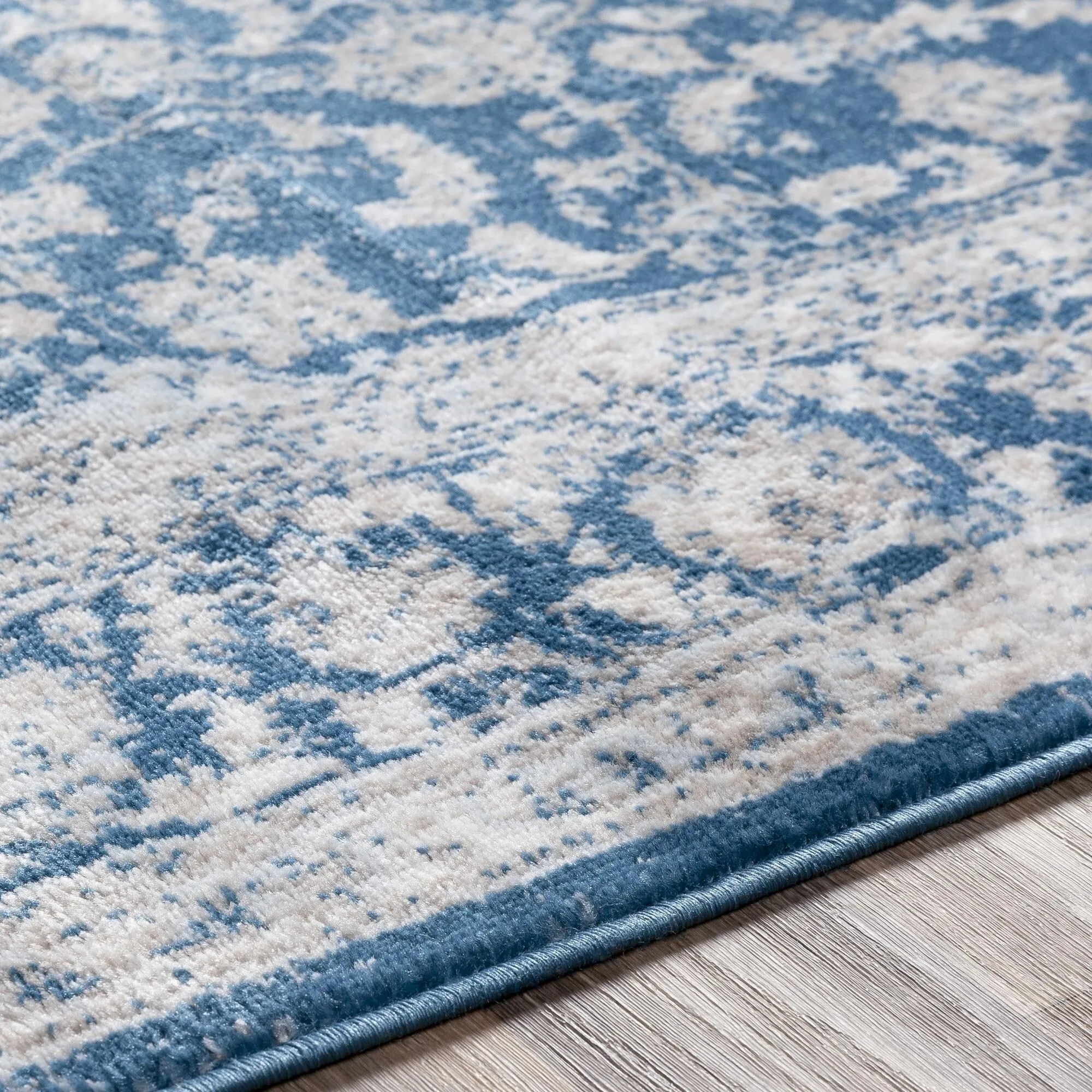 Livabliss Monte Carlo Updated Traditional Medallion Area Rug