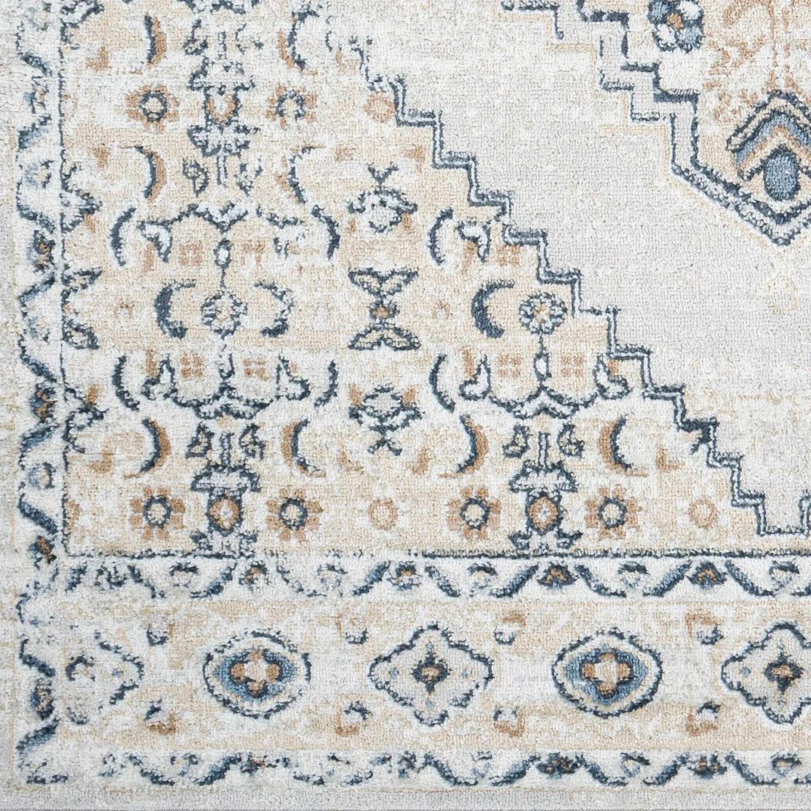 Livabliss Neal Distressed Persian Medallion Area Rug