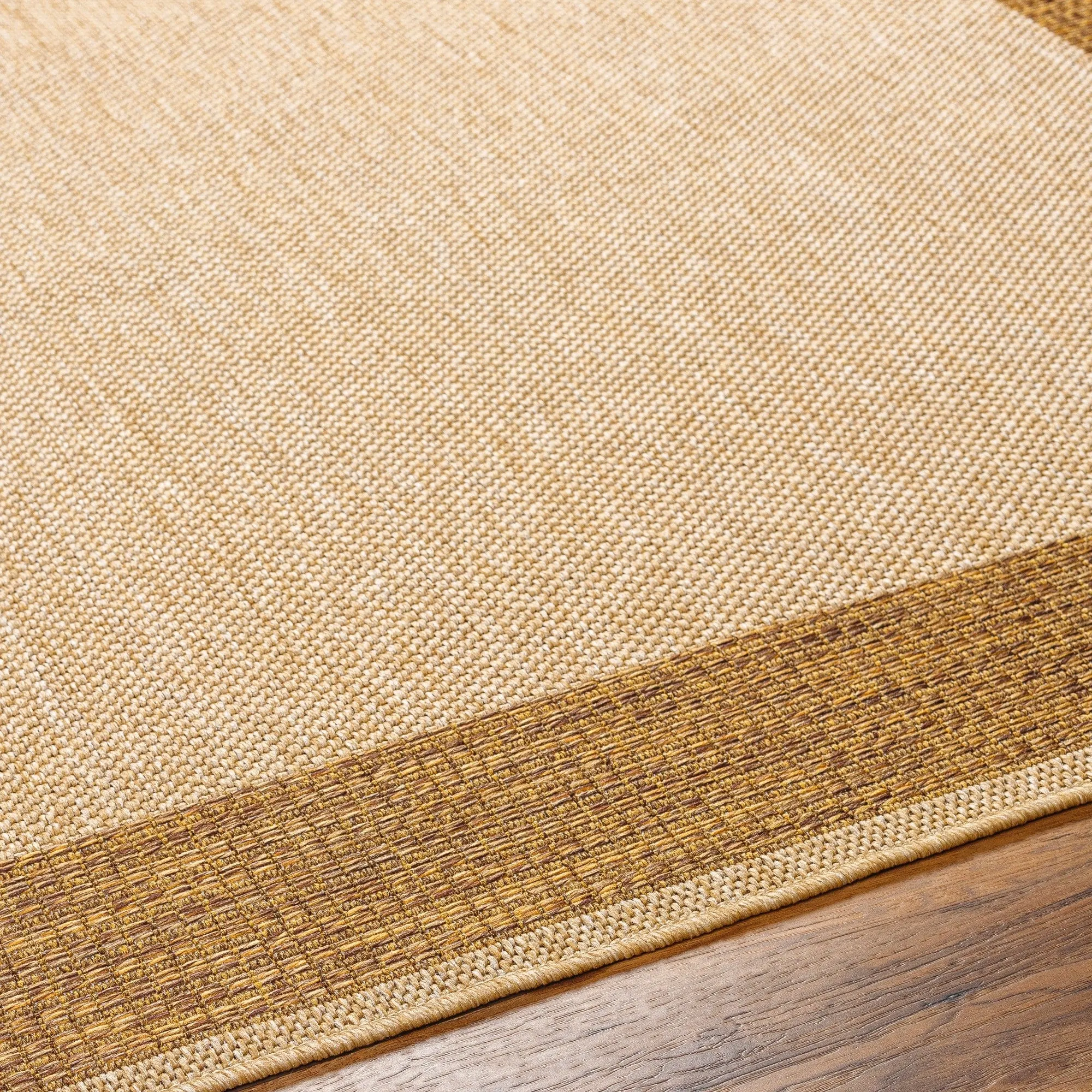 Livabliss Pismo Indoor/ Outdoor Simple Border Area Rug