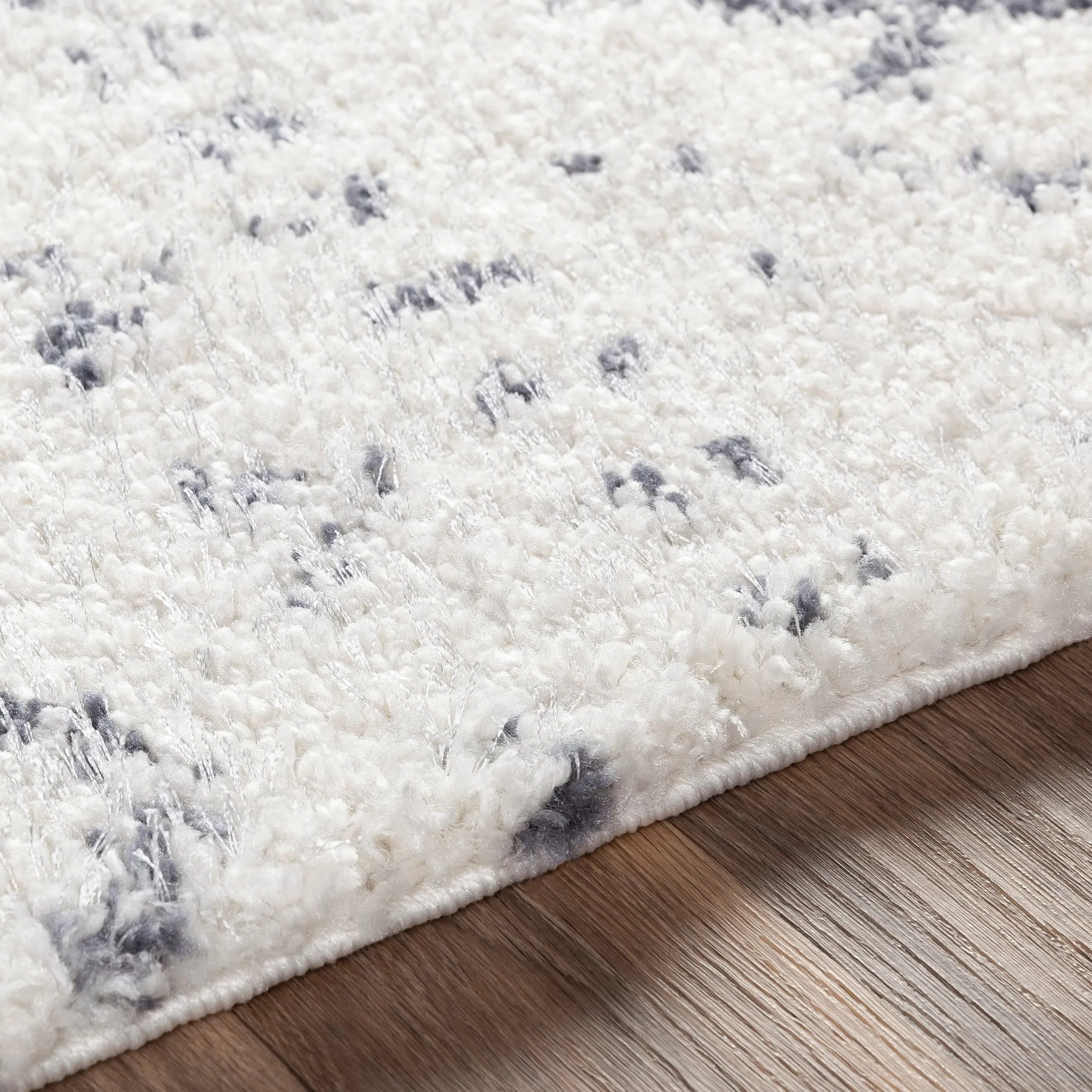 Livabliss Rayne Boho Moroccan Shag Area Rug