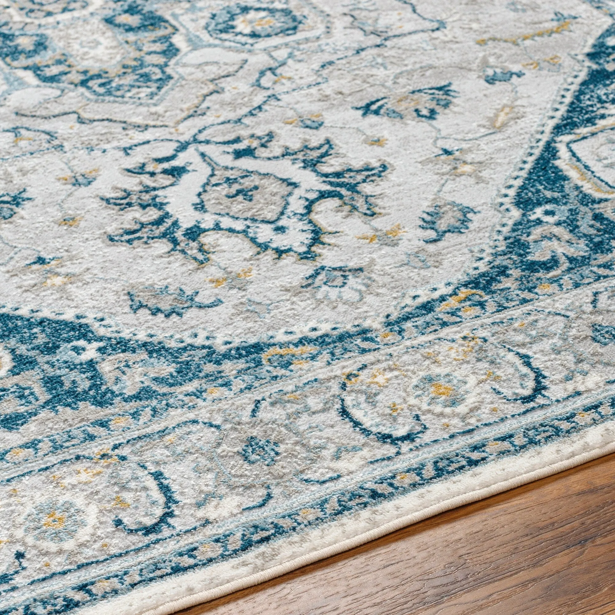 Livabliss San Francisco Updated Traditional Area Rug
