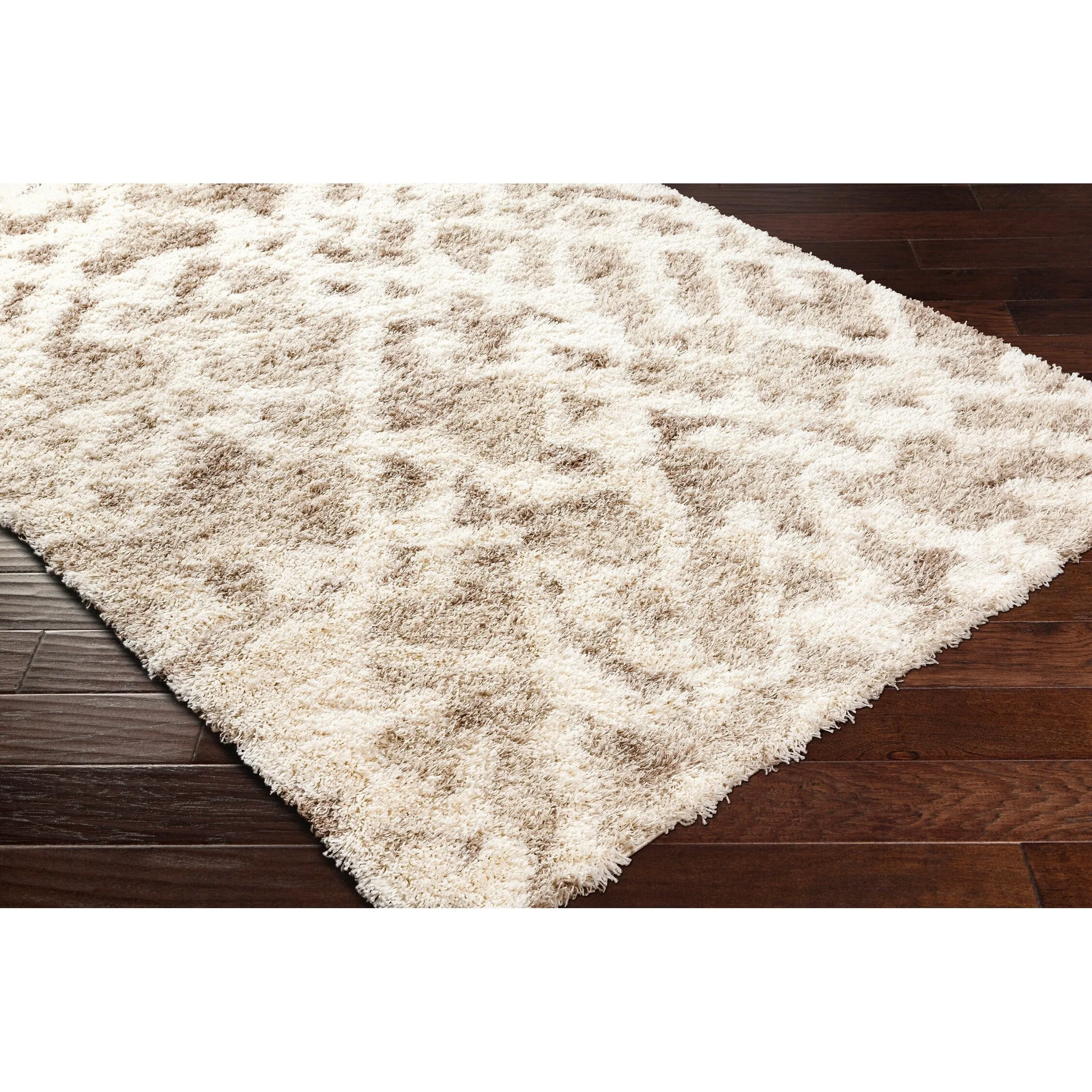 Livabliss Shahida Abstract Geometric Plush Area Rug