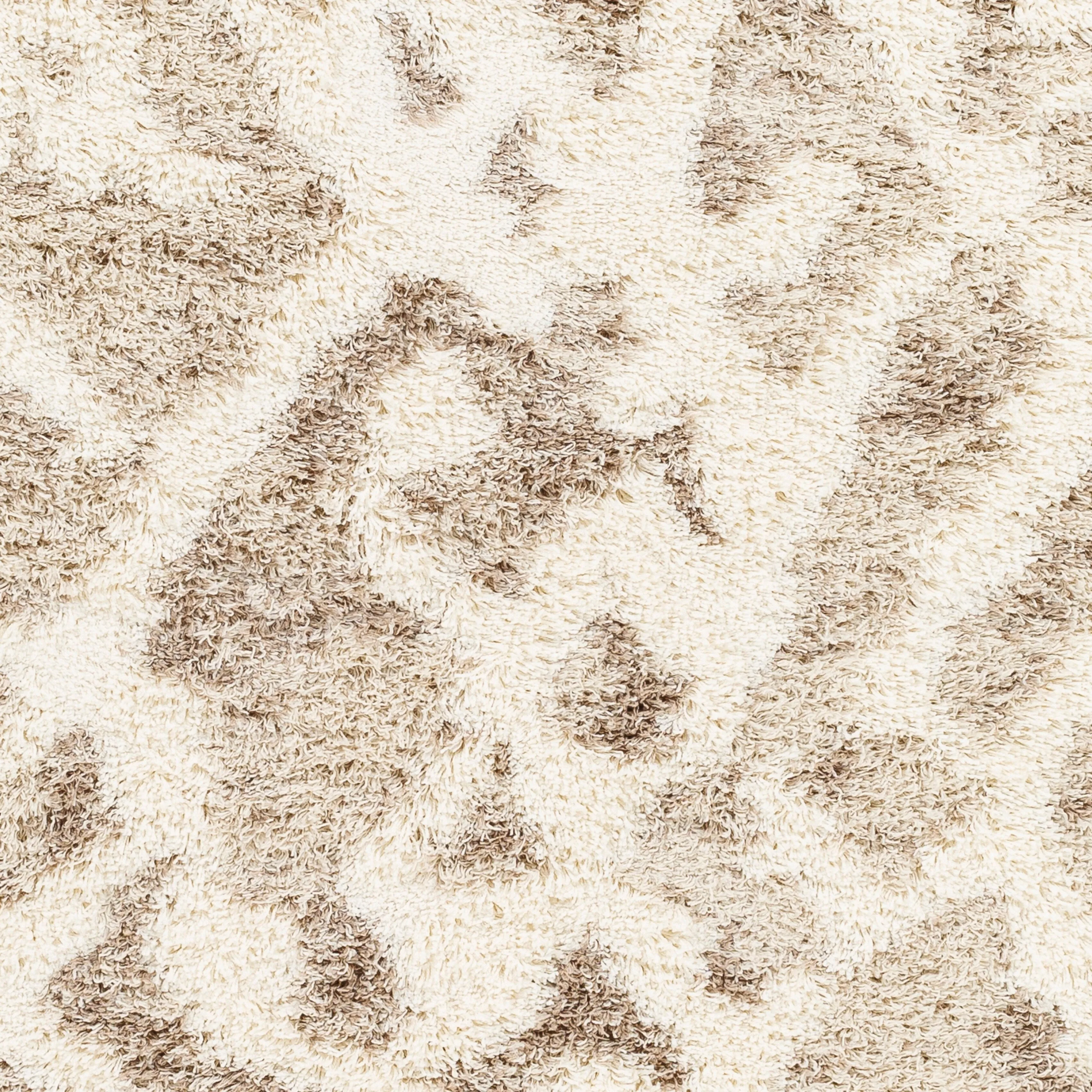 Livabliss Shahida Abstract Geometric Plush Area Rug