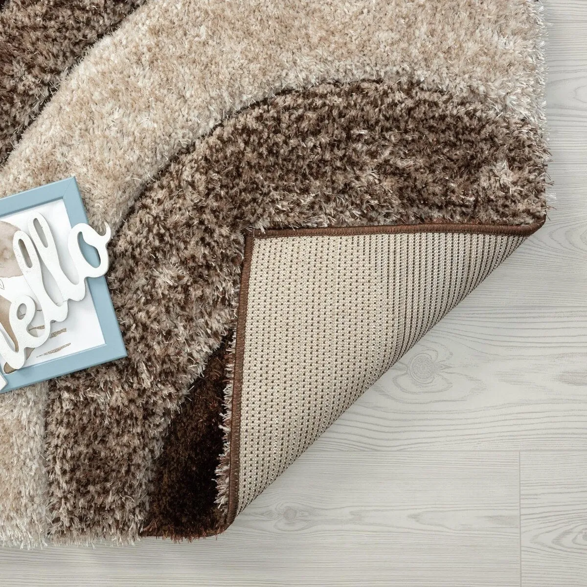 Luxe Weavers Geometric Swirl Shag Area Rug