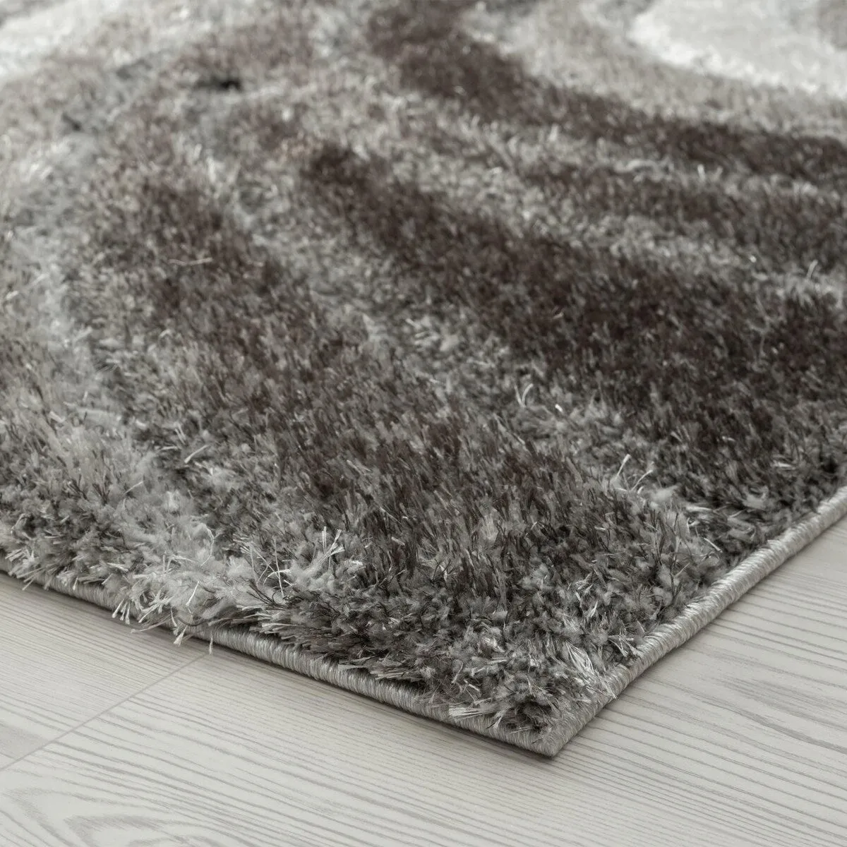 Luxe Weavers Geometric Swirl Shag Area Rug