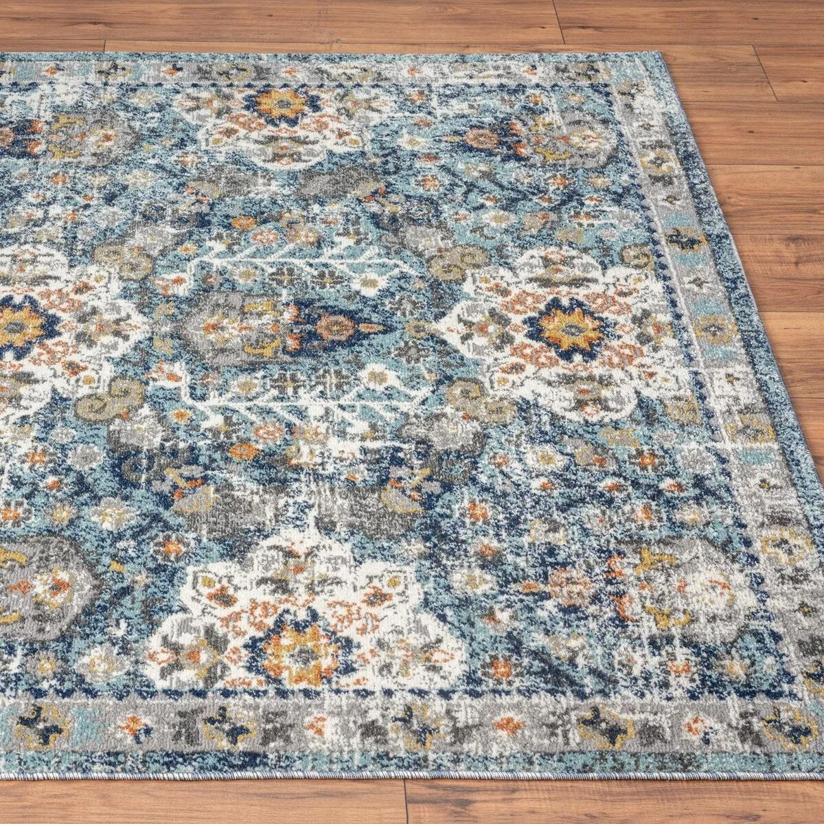 Luxe Weavers Vintage Medallion Area Rug