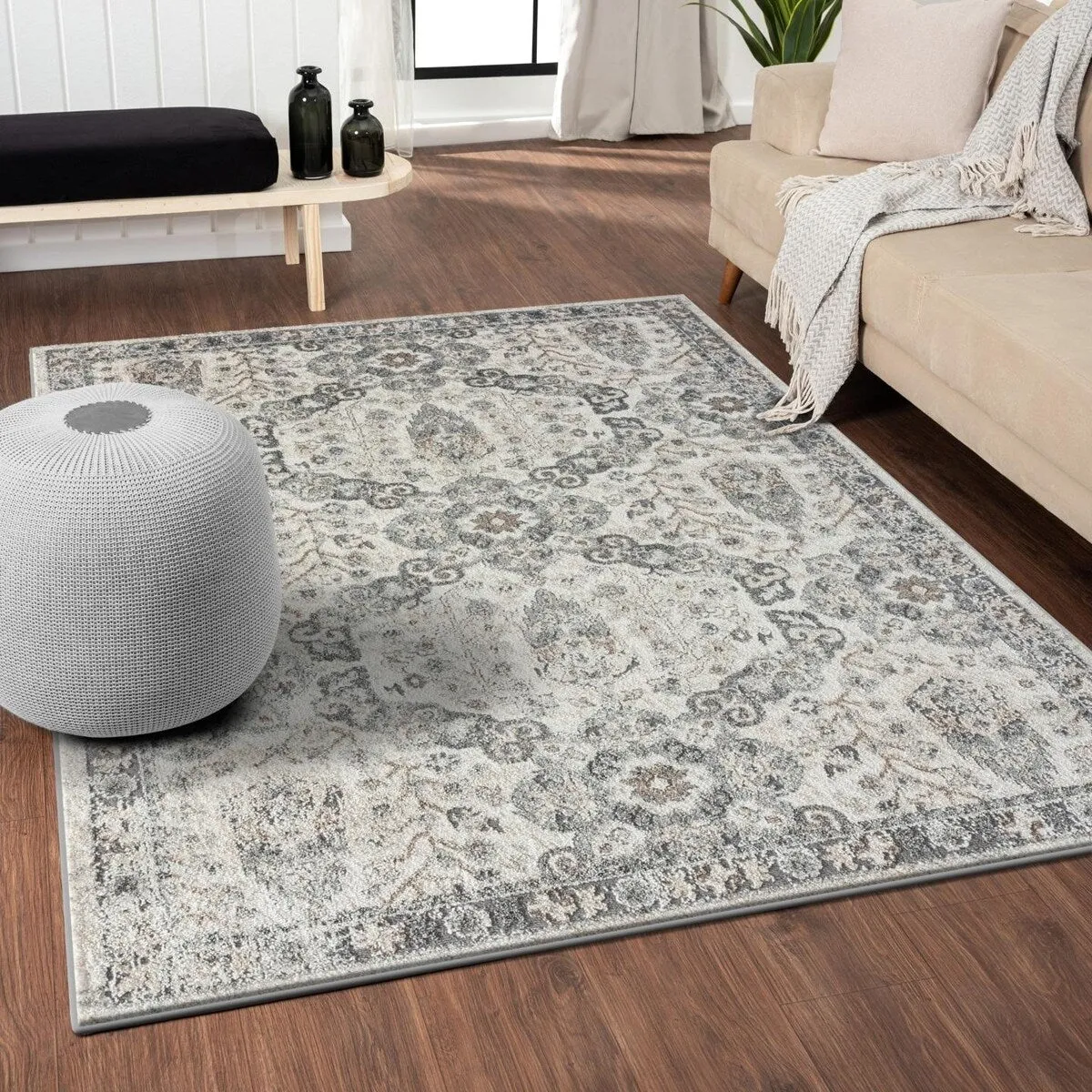 Luxe Weavers Vintage Medallion Area Rug