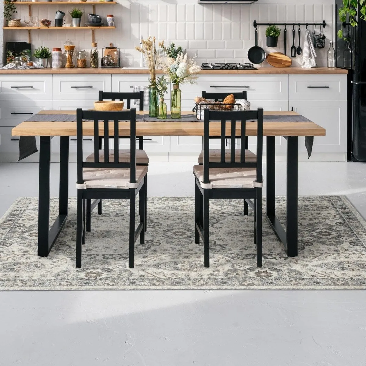 Luxe Weavers Vintage Medallion Area Rug