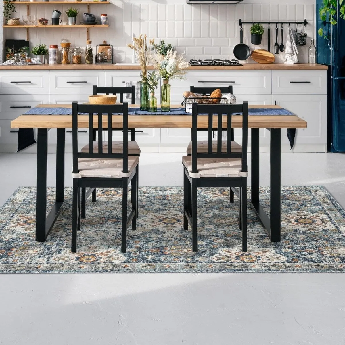 Luxe Weavers Vintage Medallion Area Rug