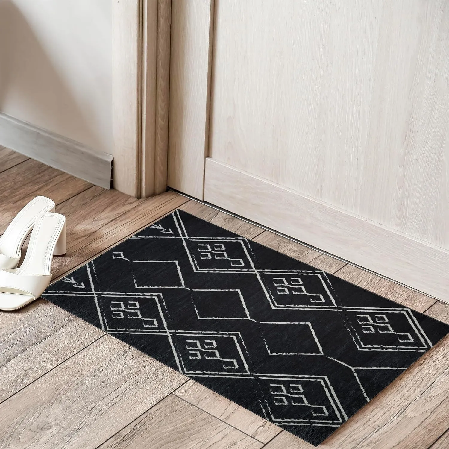 Machine Washable Area Rug With Non-Slip Backing - Stain Resistant - Eco-Friendly Aspen Tribal Moroccan Bohemian Design