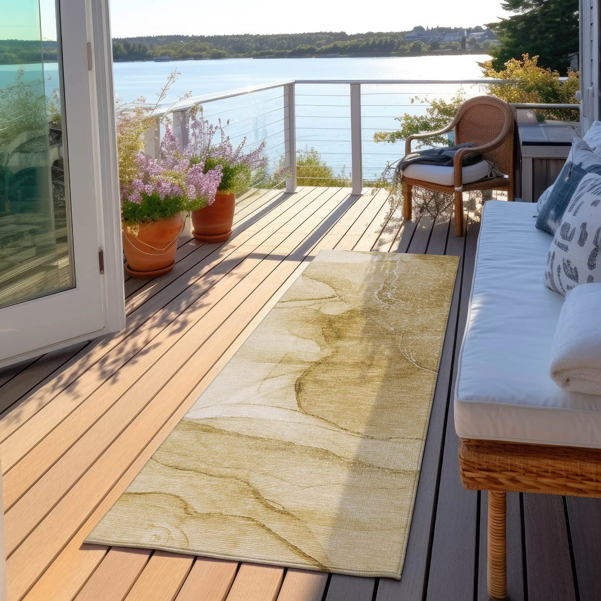 Machine Washable Indoor/ Outdoor Abstract Chantille Rug