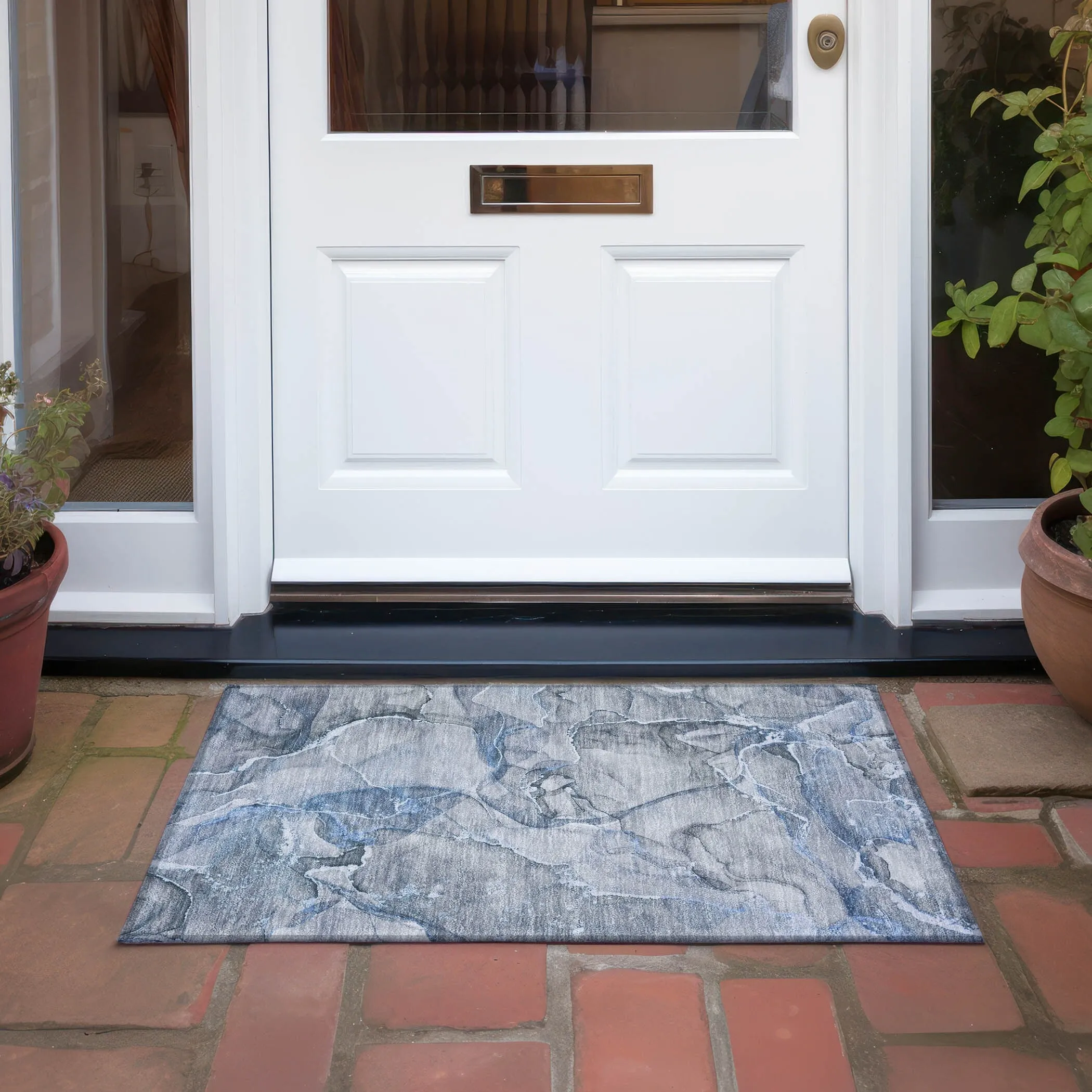 Machine Washable Indoor/ Outdoor Abstract Chantille Rug