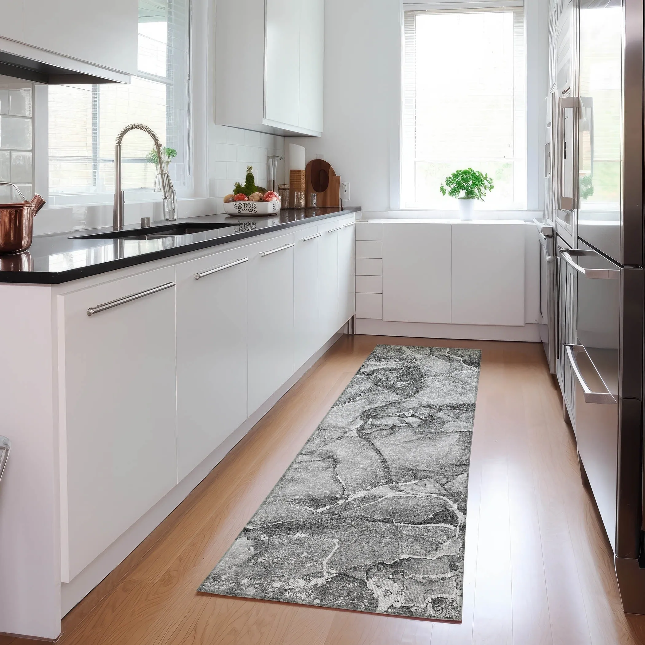 Machine Washable Indoor/ Outdoor Abstract Chantille Rug