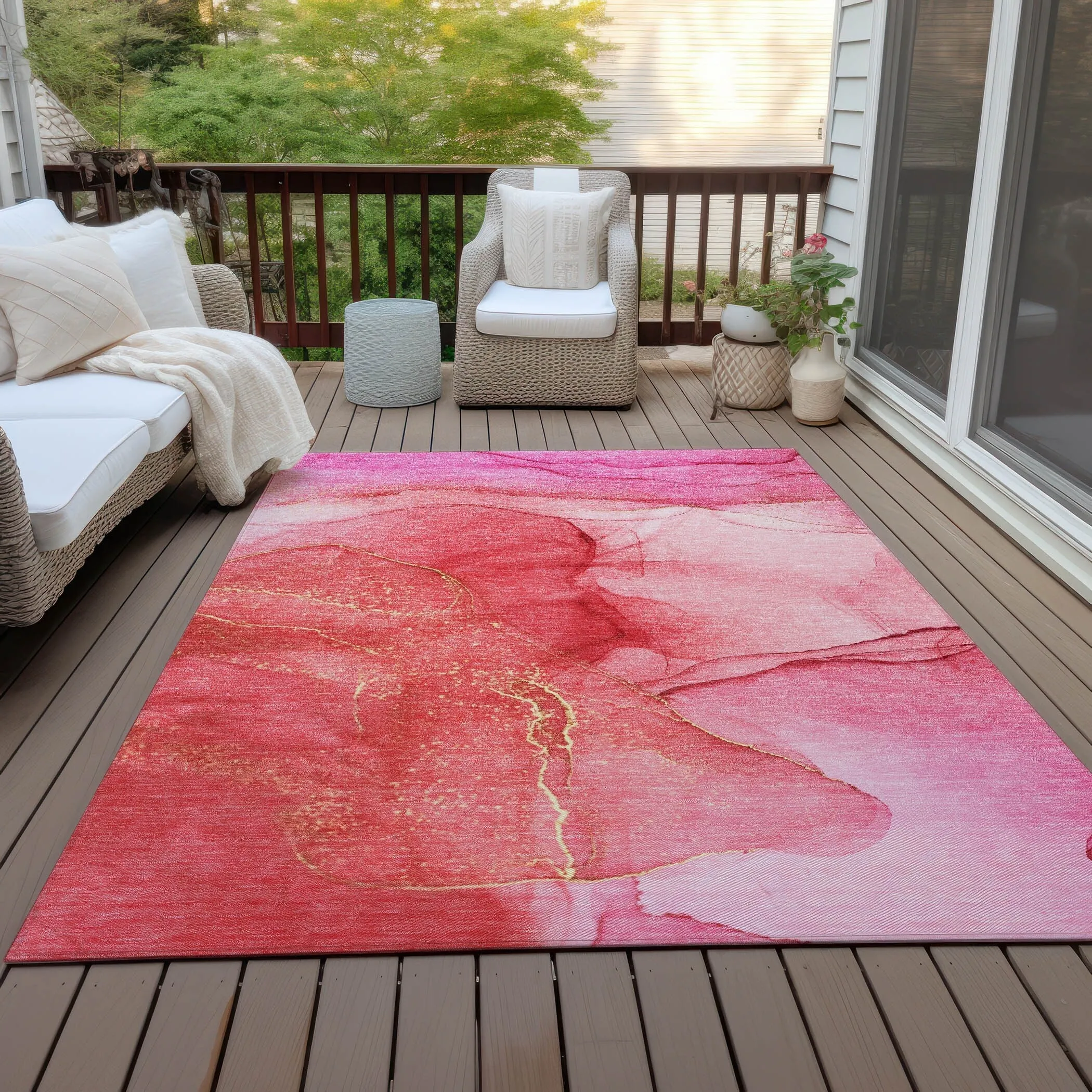 Machine Washable Indoor/ Outdoor Abstract Chantille Rug