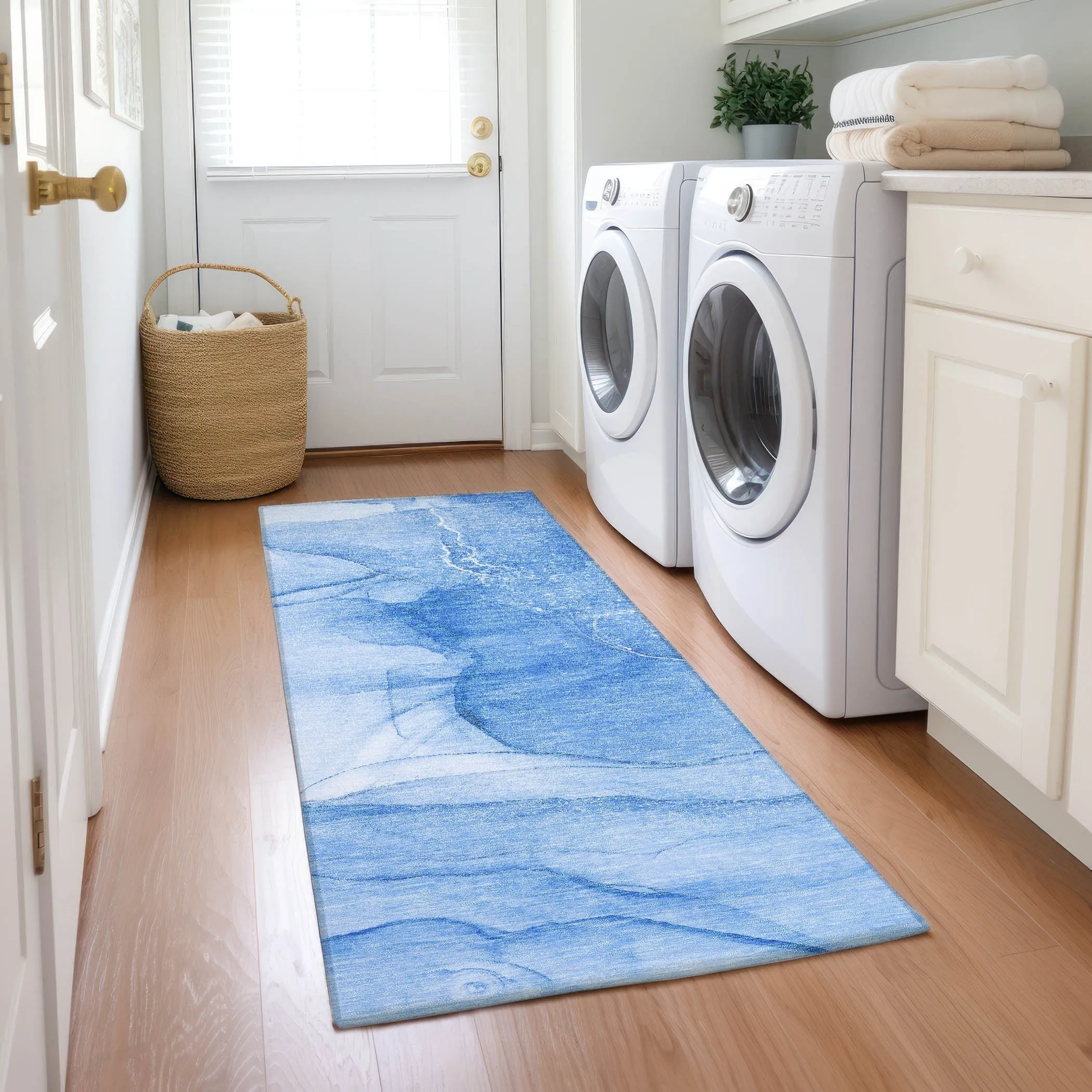 Machine Washable Indoor/ Outdoor Abstract Chantille Rug