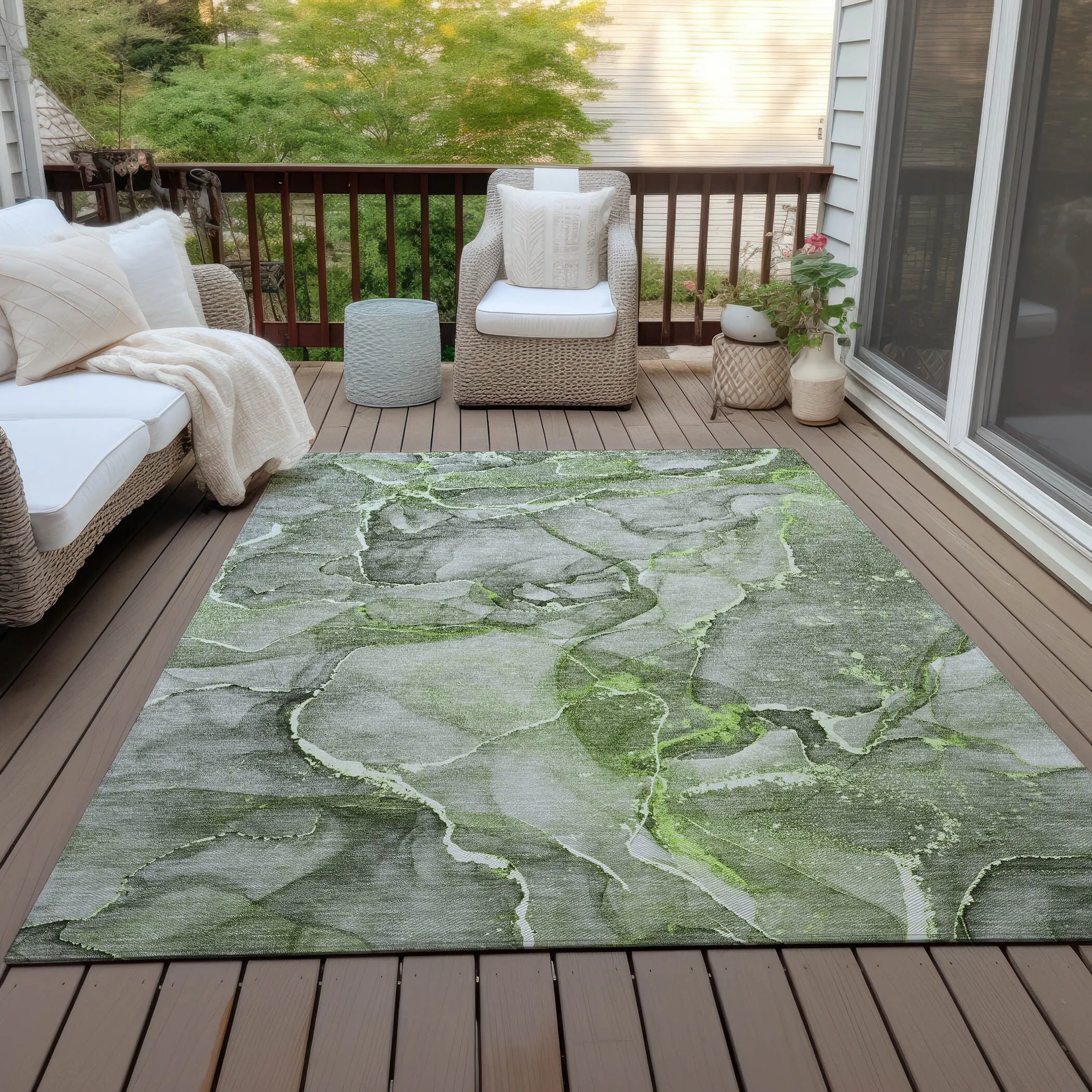 Machine Washable Indoor/ Outdoor Abstract Chantille Rug