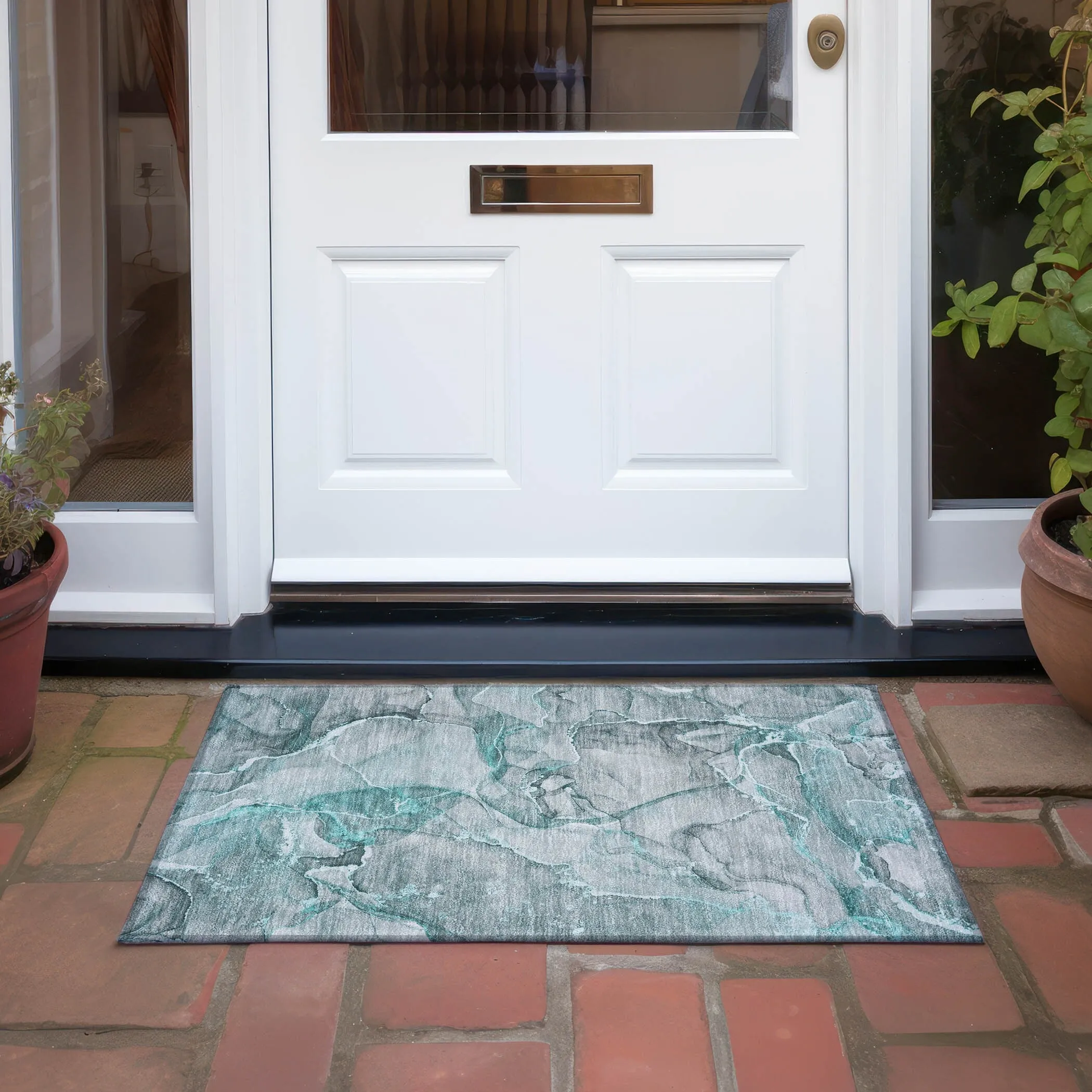 Machine Washable Indoor/ Outdoor Abstract Chantille Rug