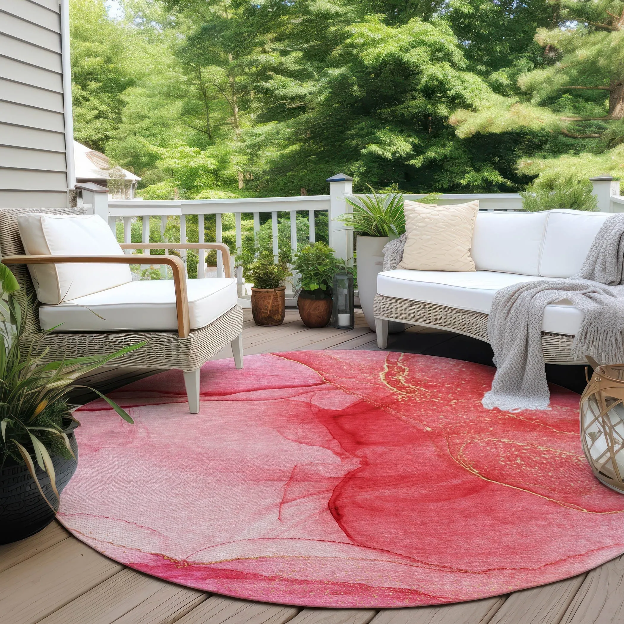 Machine Washable Indoor/ Outdoor Abstract Chantille Rug