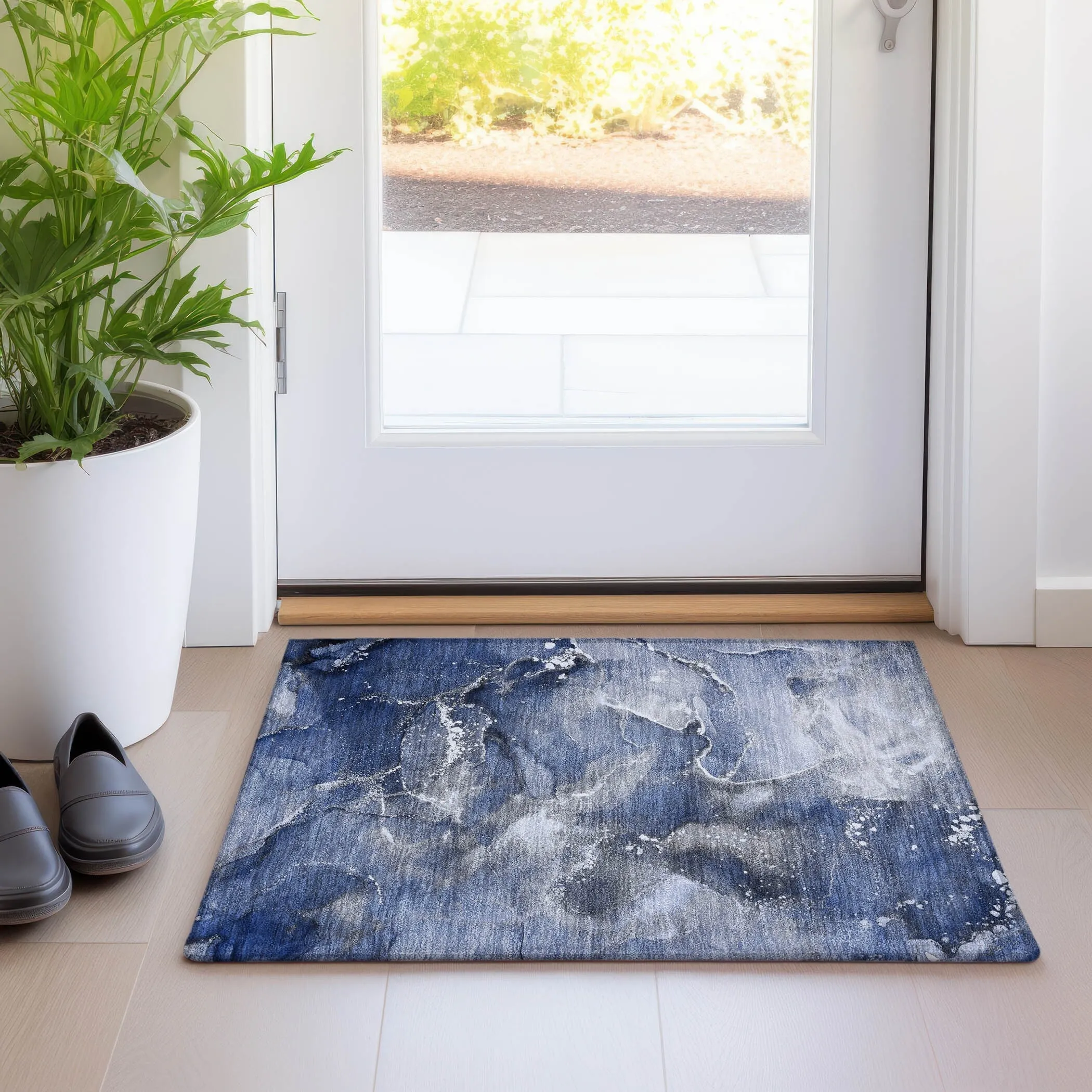 Machine Washable Indoor/ Outdoor Abstract Chantille Rug