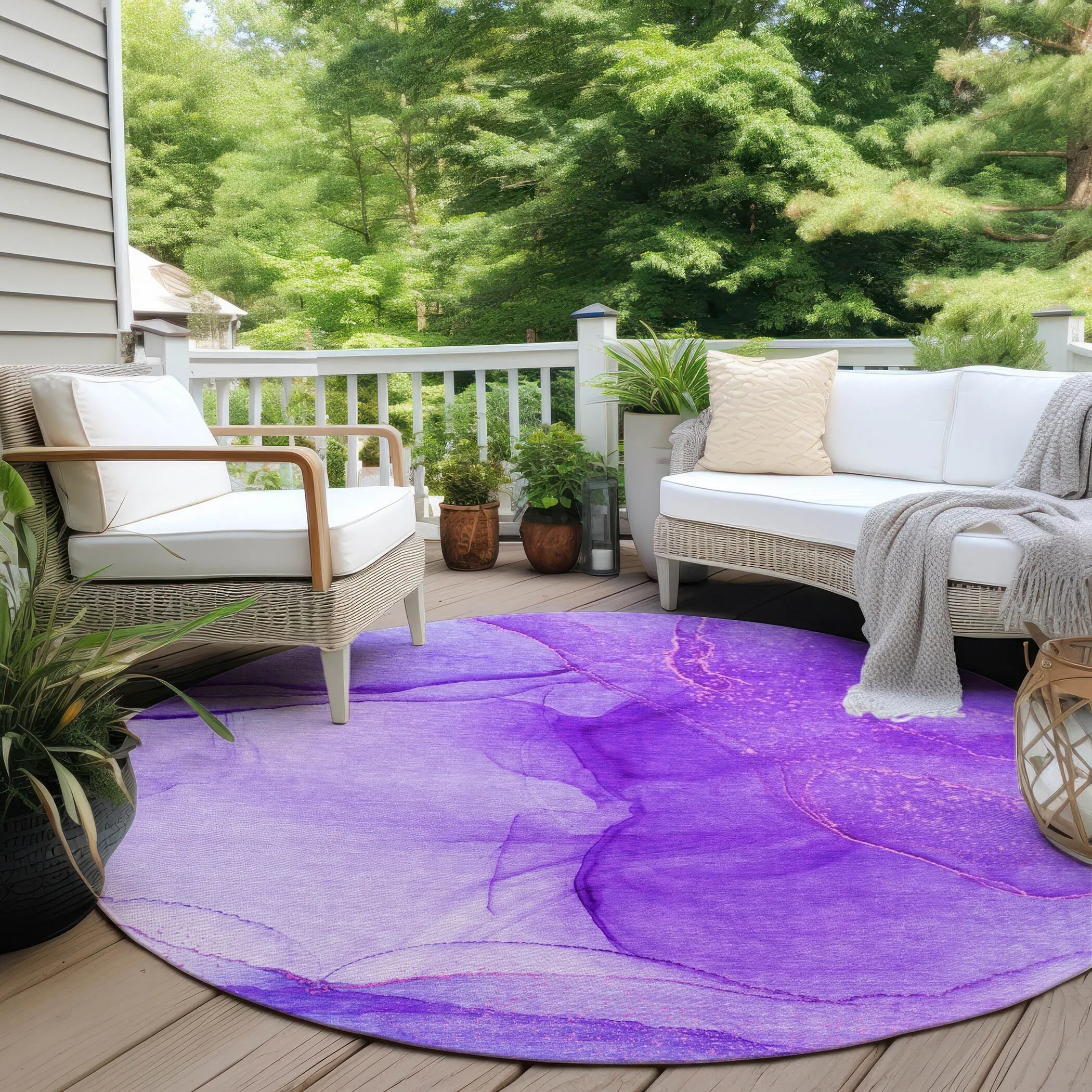 Machine Washable Indoor/ Outdoor Abstract Chantille Rug