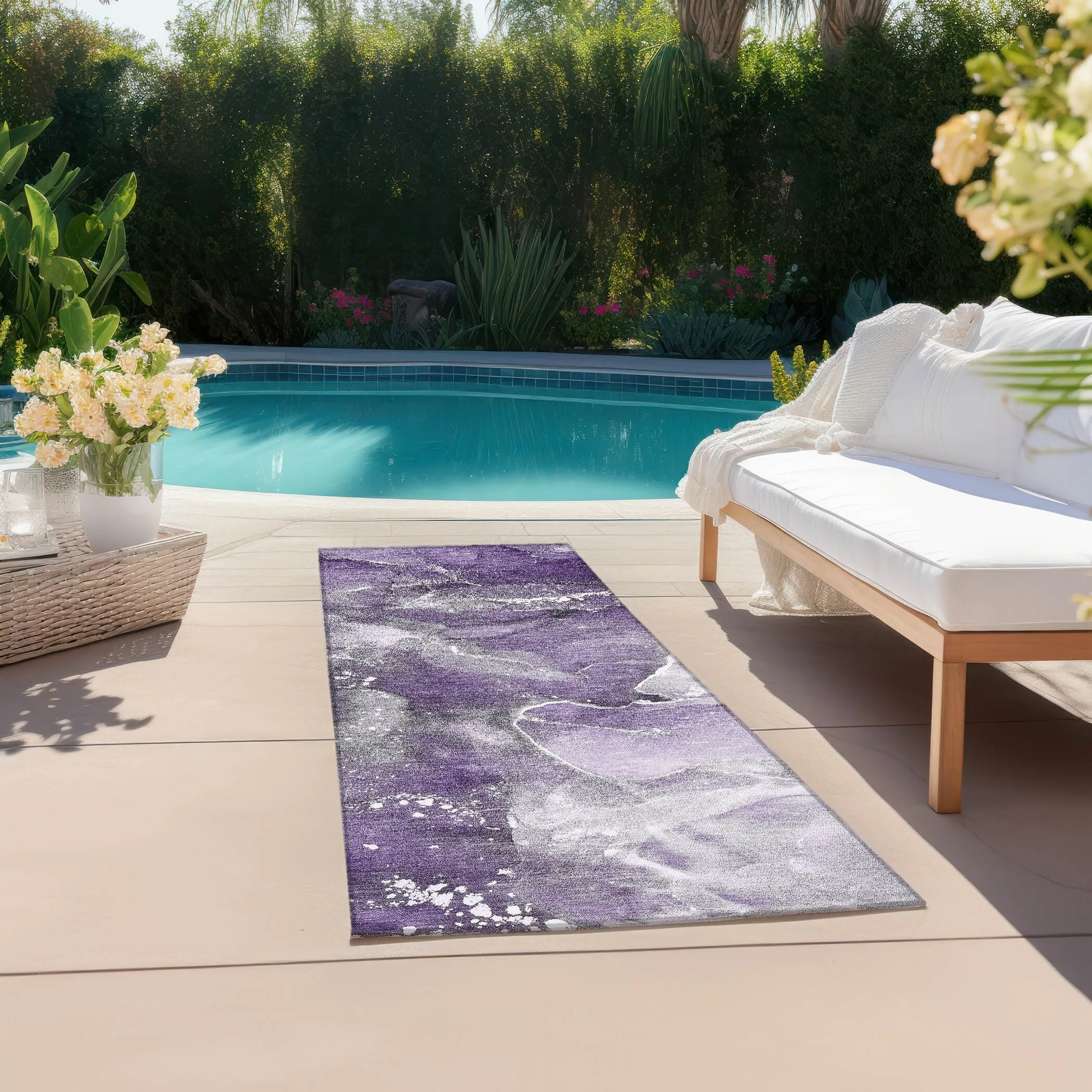 Machine Washable Indoor/ Outdoor Abstract Chantille Rug