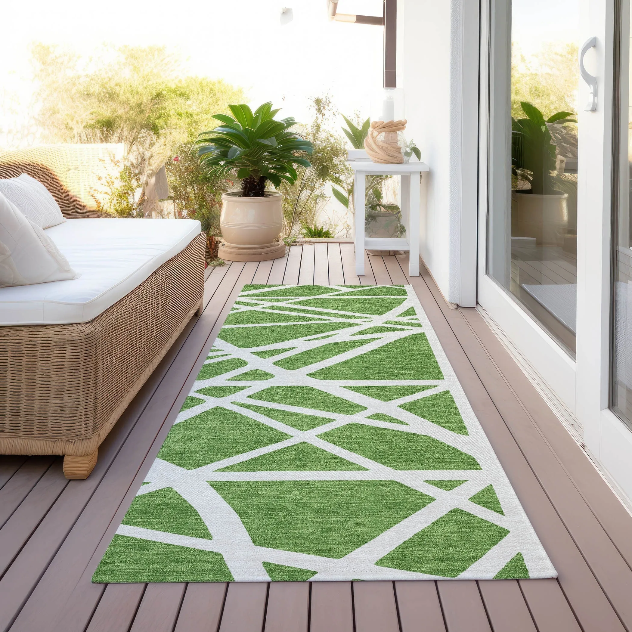 Machine Washable Indoor/ Outdoor Abstract Contemporary Chantille Rug