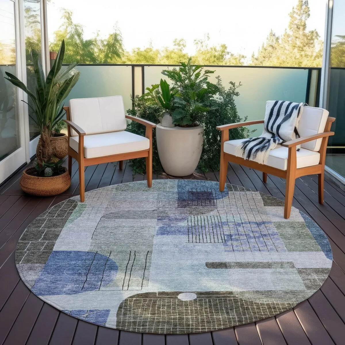 Machine Washable Indoor/ Outdoor Abstract Contemporary Chantille Rug