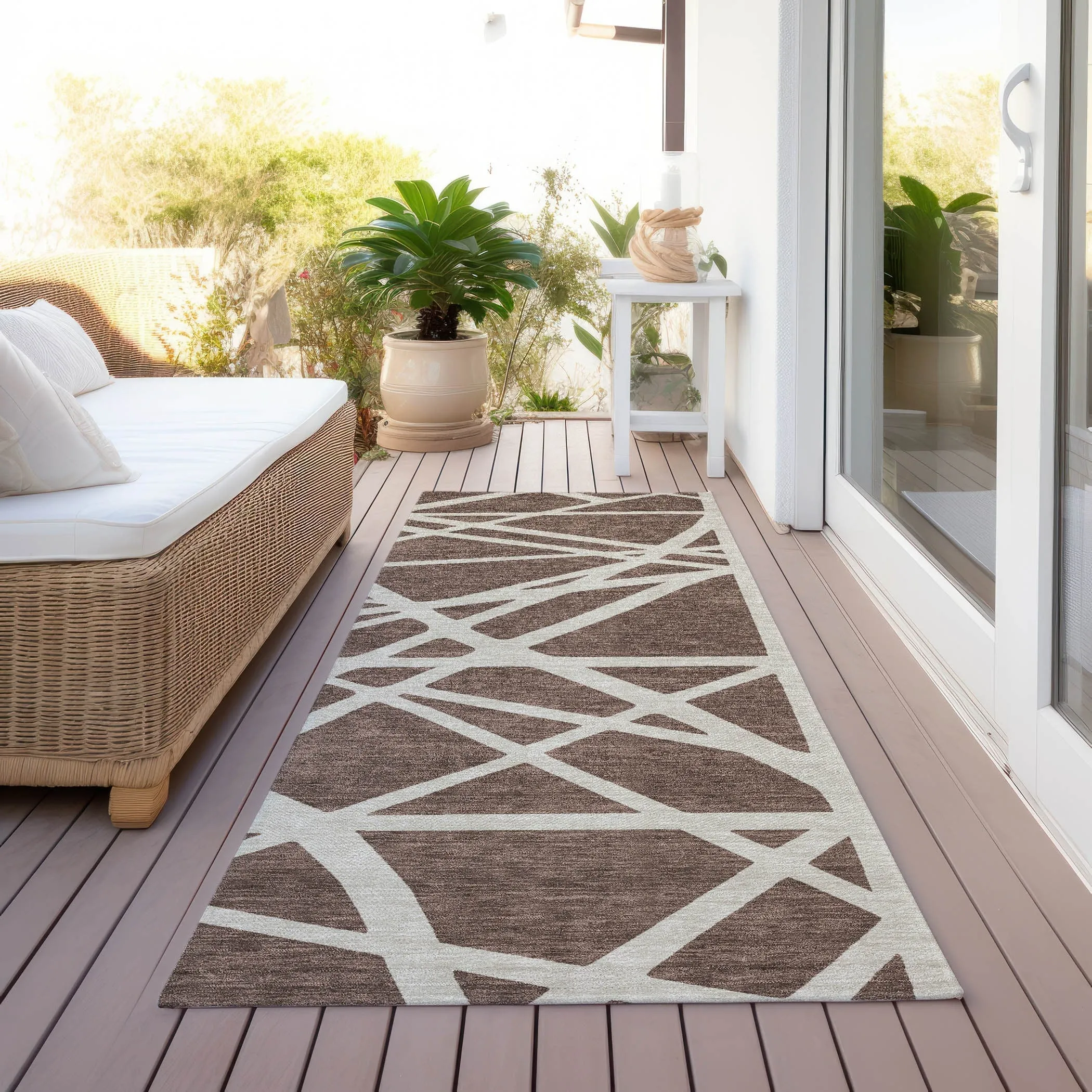 Machine Washable Indoor/ Outdoor Abstract Contemporary Chantille Rug