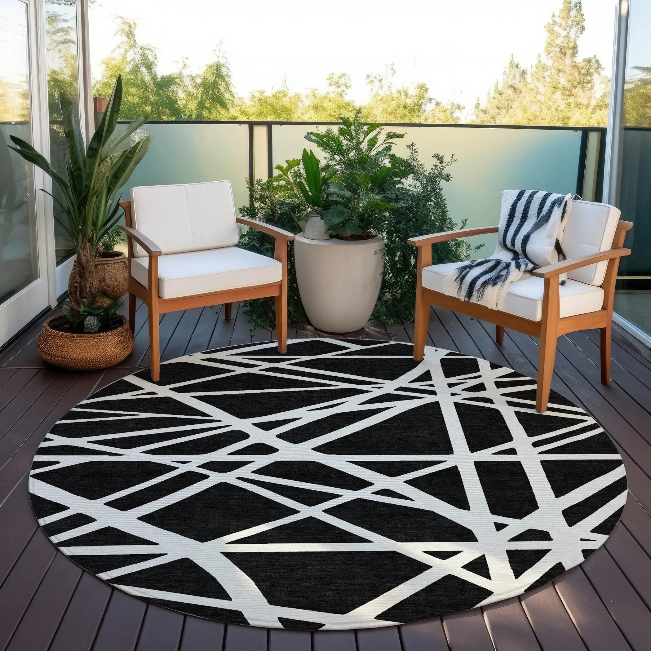 Machine Washable Indoor/ Outdoor Abstract Contemporary Chantille Rug
