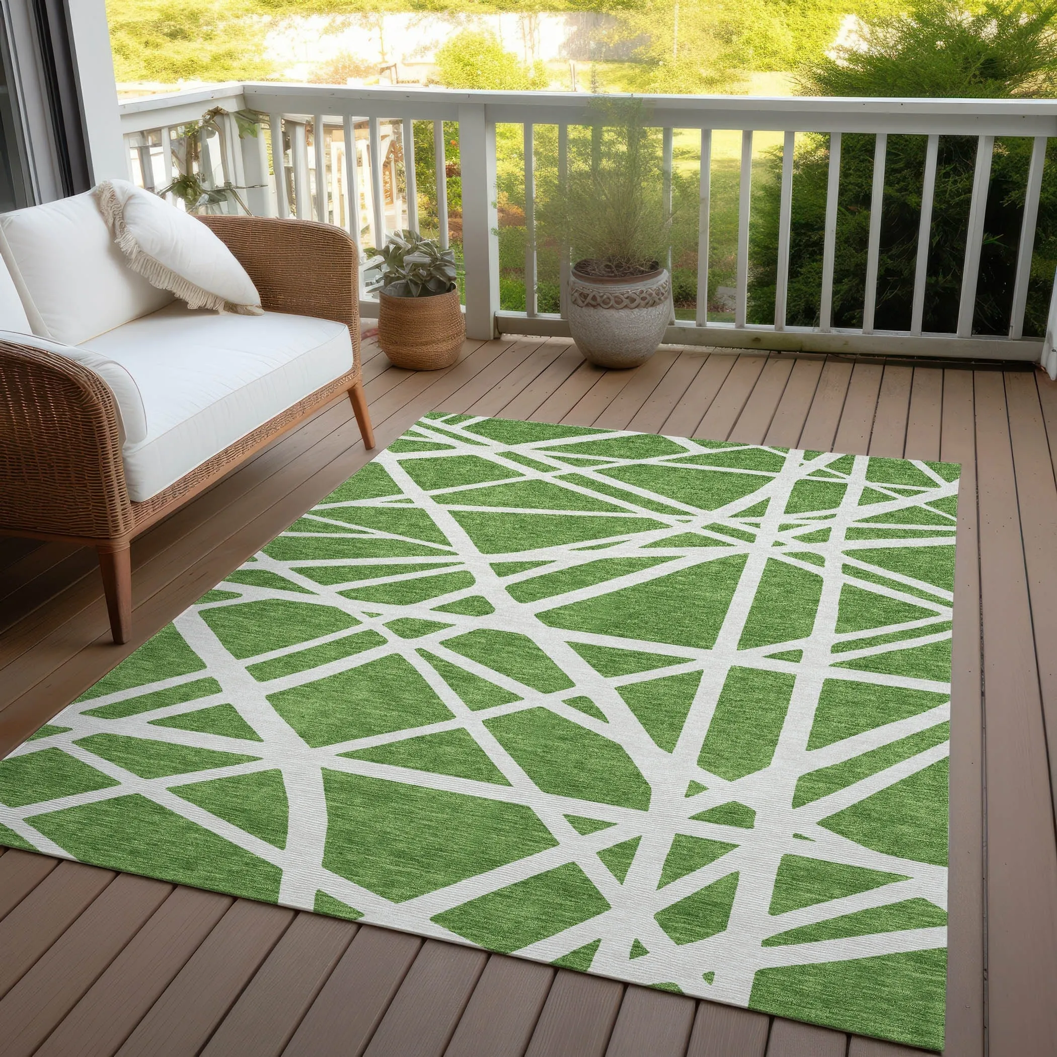 Machine Washable Indoor/ Outdoor Abstract Contemporary Chantille Rug