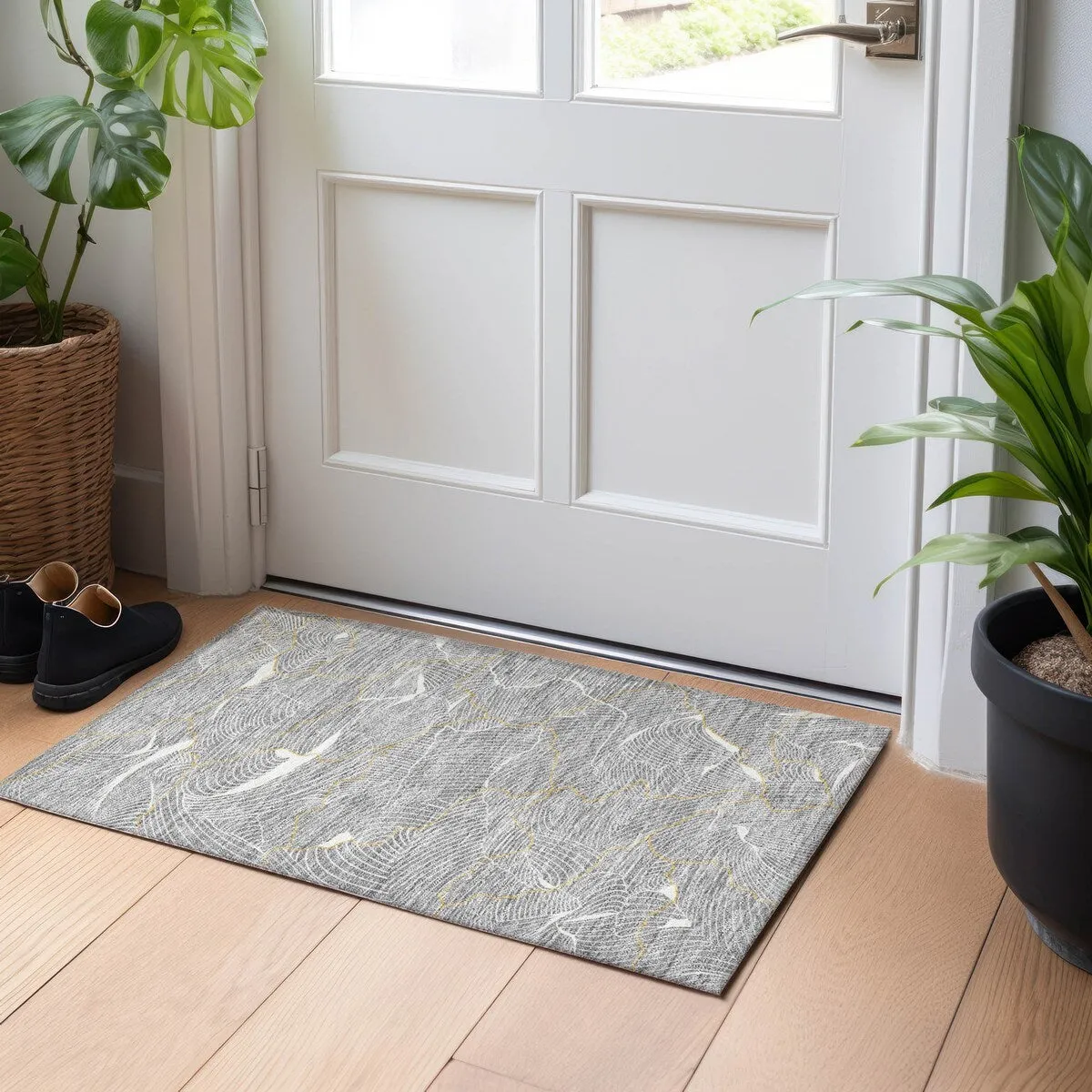 Machine Washable Indoor/ Outdoor Abstract Crackle Chantille Rug