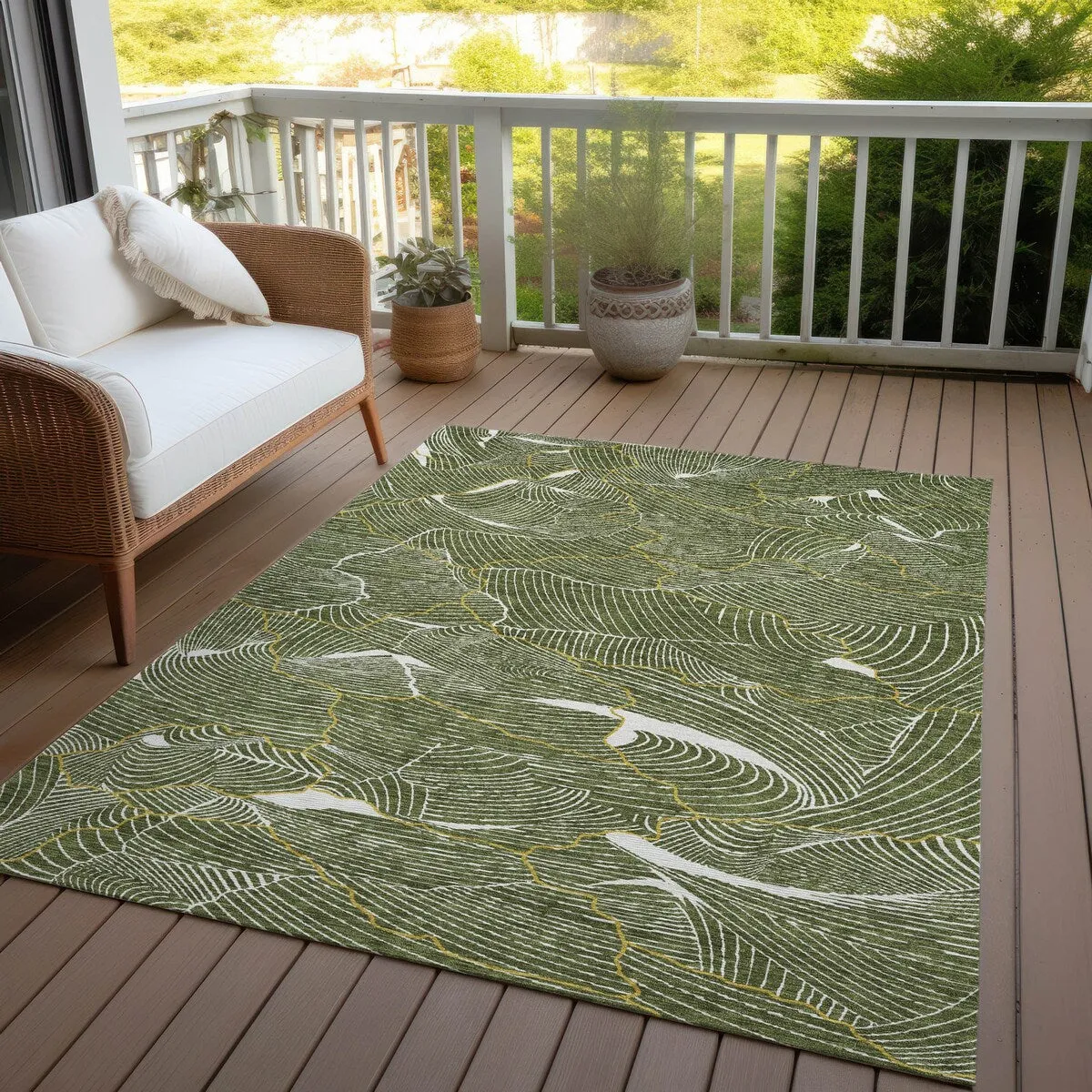 Machine Washable Indoor/ Outdoor Abstract Crackle Chantille Rug