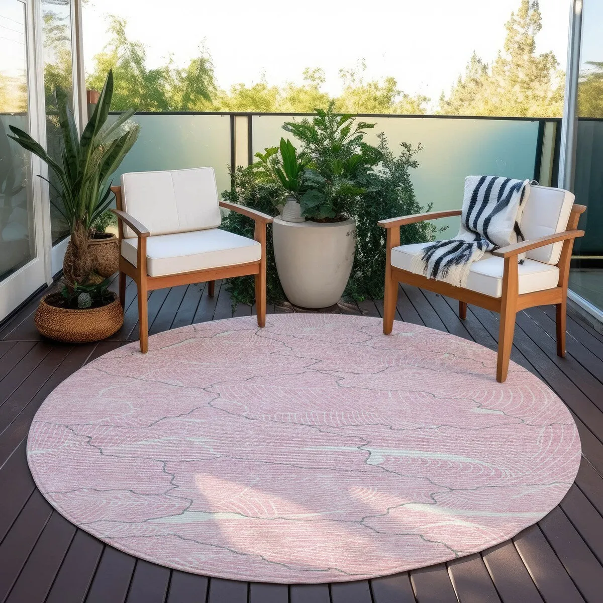 Machine Washable Indoor/ Outdoor Abstract Crackle Chantille Rug