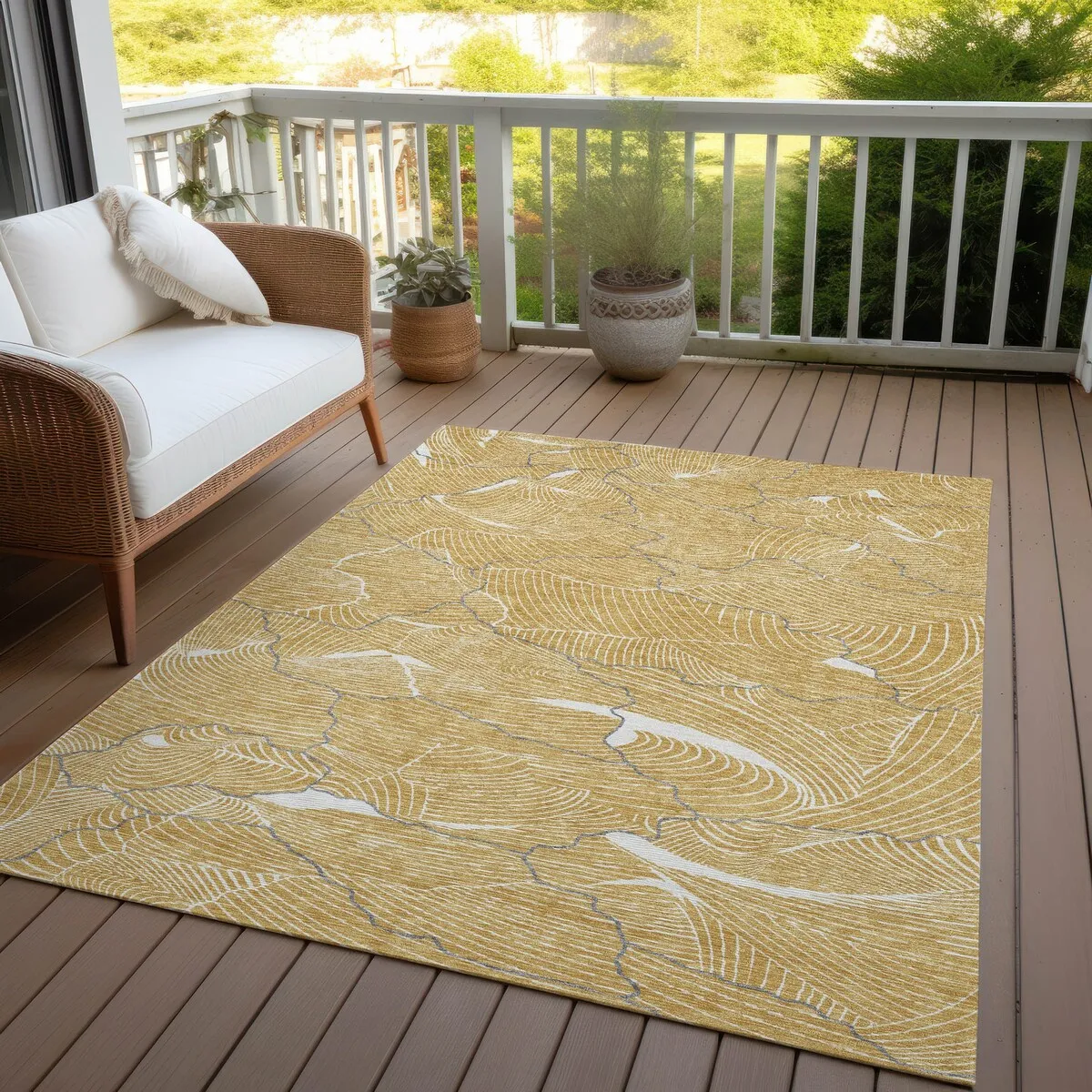 Machine Washable Indoor/ Outdoor Abstract Crackle Chantille Rug