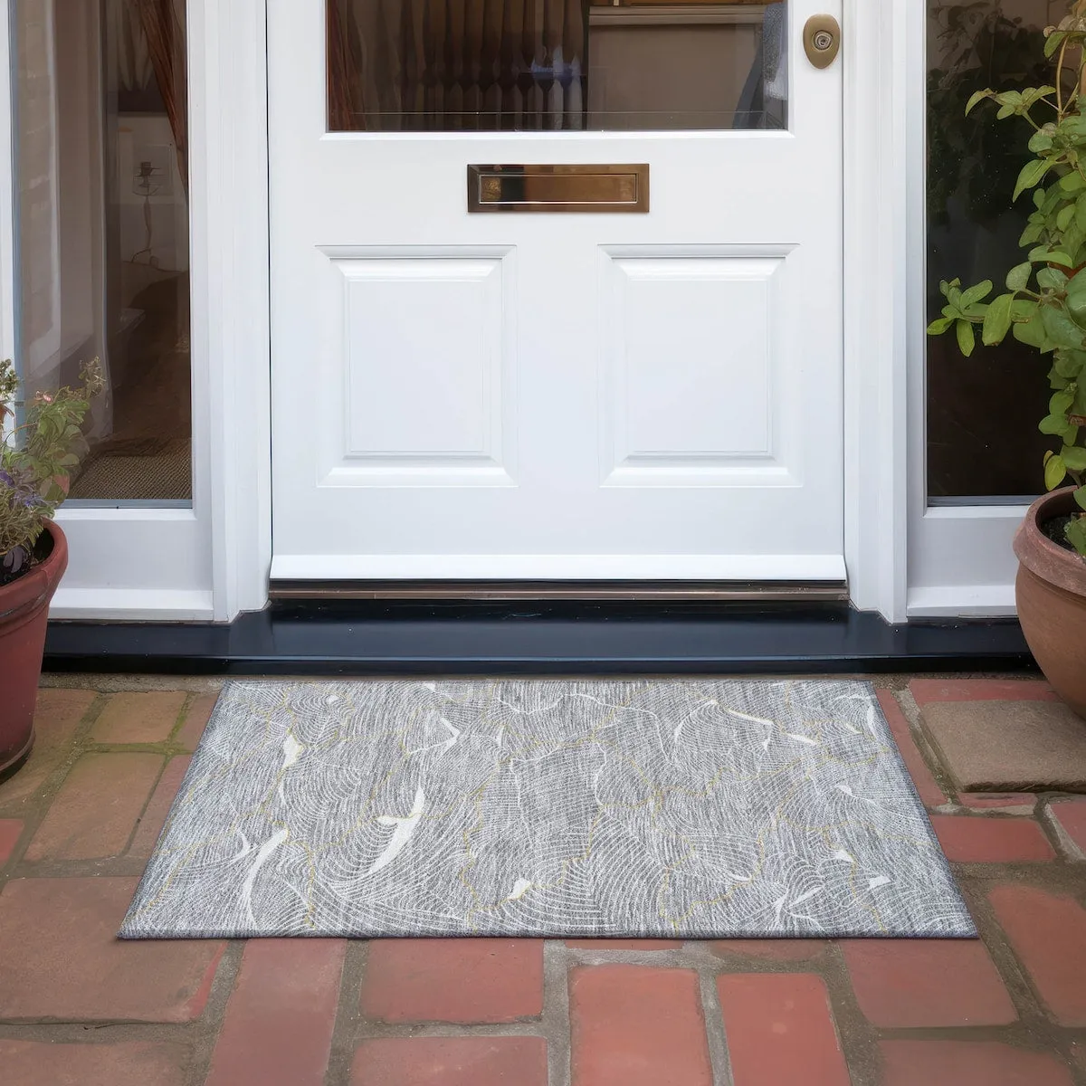 Machine Washable Indoor/ Outdoor Abstract Crackle Chantille Rug